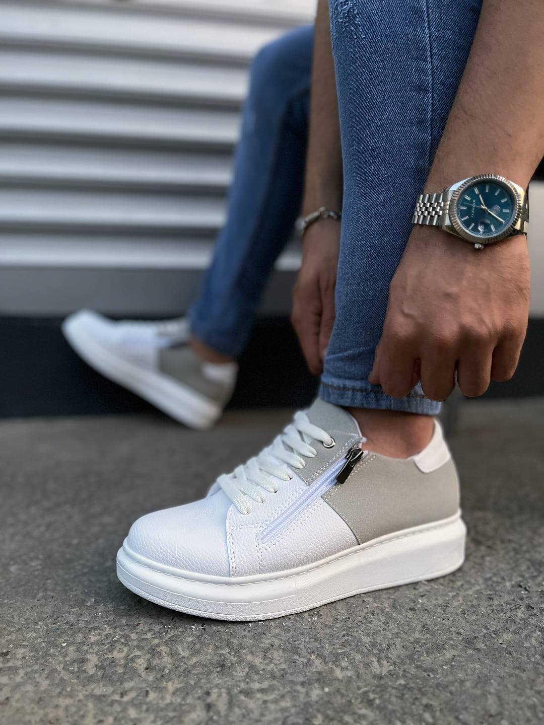 JY155 Warrior Lace-up and Zippered Men's Casual Sneakers - Suede White Gray