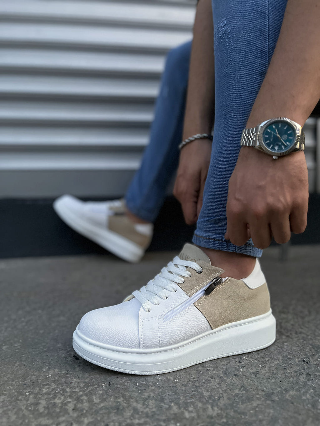 JY155 Warrior Lace-up and Zippered Men's Casual Sneakers - Suede White Cream