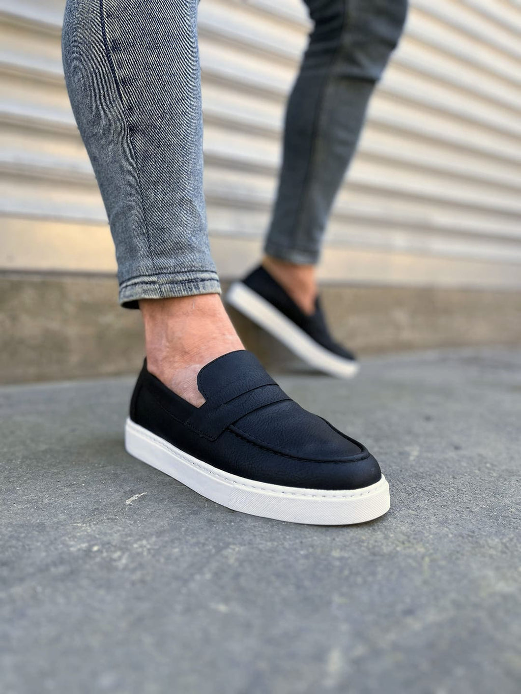 JY180 Estilo X Laceless Skin Men's Casual Sports Classic Shoes - Black White