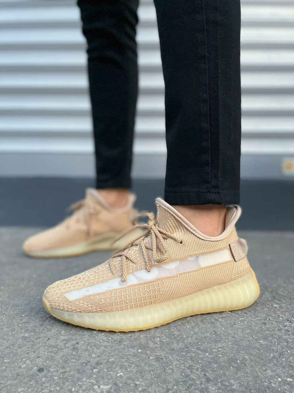 JY305 Pulse Lace-Up Knit Unisex Casual Sneakers - Beige