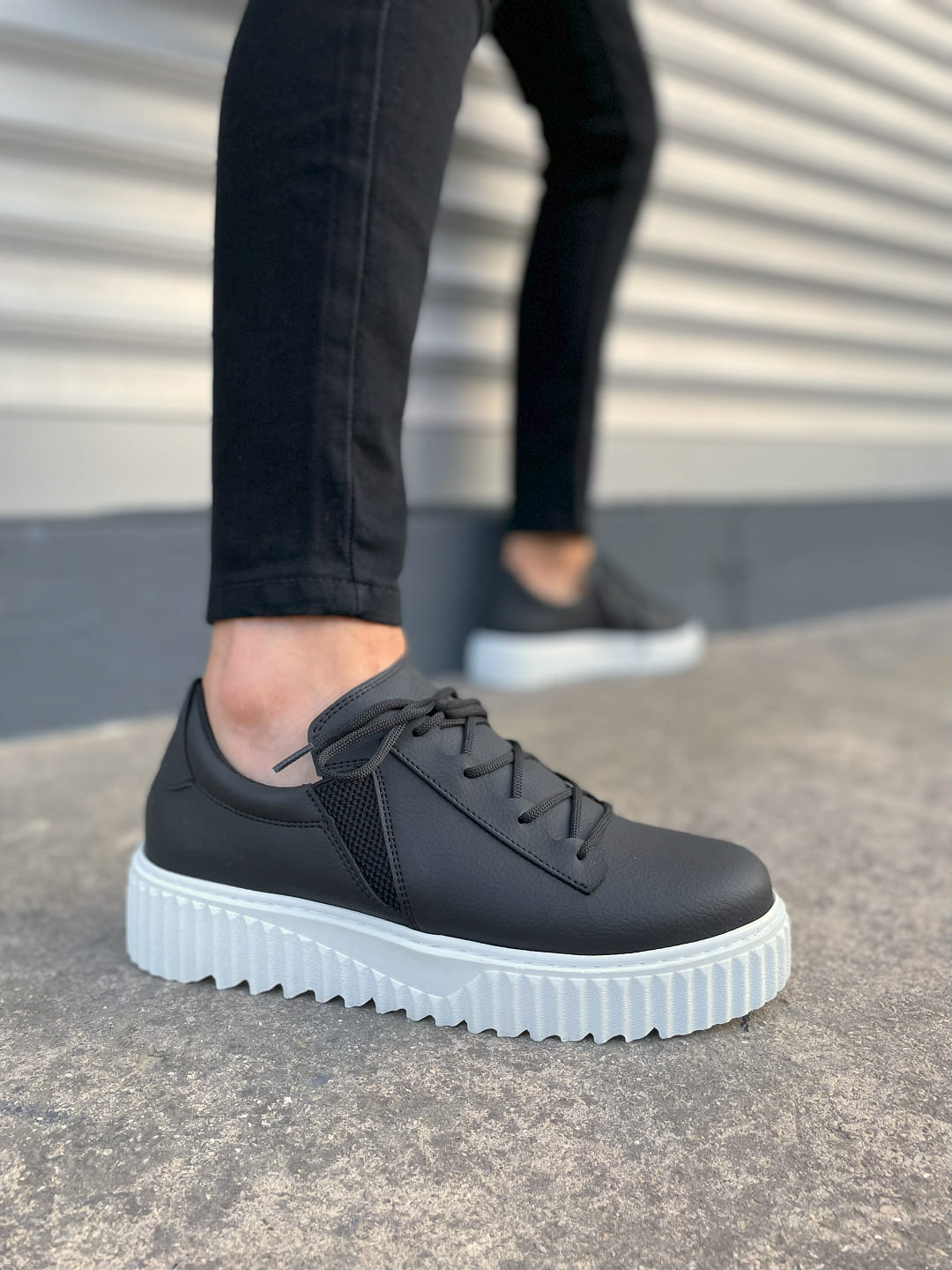 JY502 Bold Bağcıklı Erkek Sneaker - Siyah Beyaz
