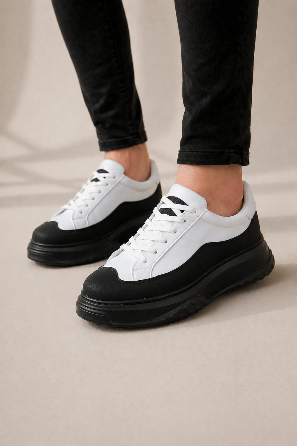 ZRJ507 Premium Comfort Bağcıklı Erkek Günlük Sneaker Beyaz Siyah