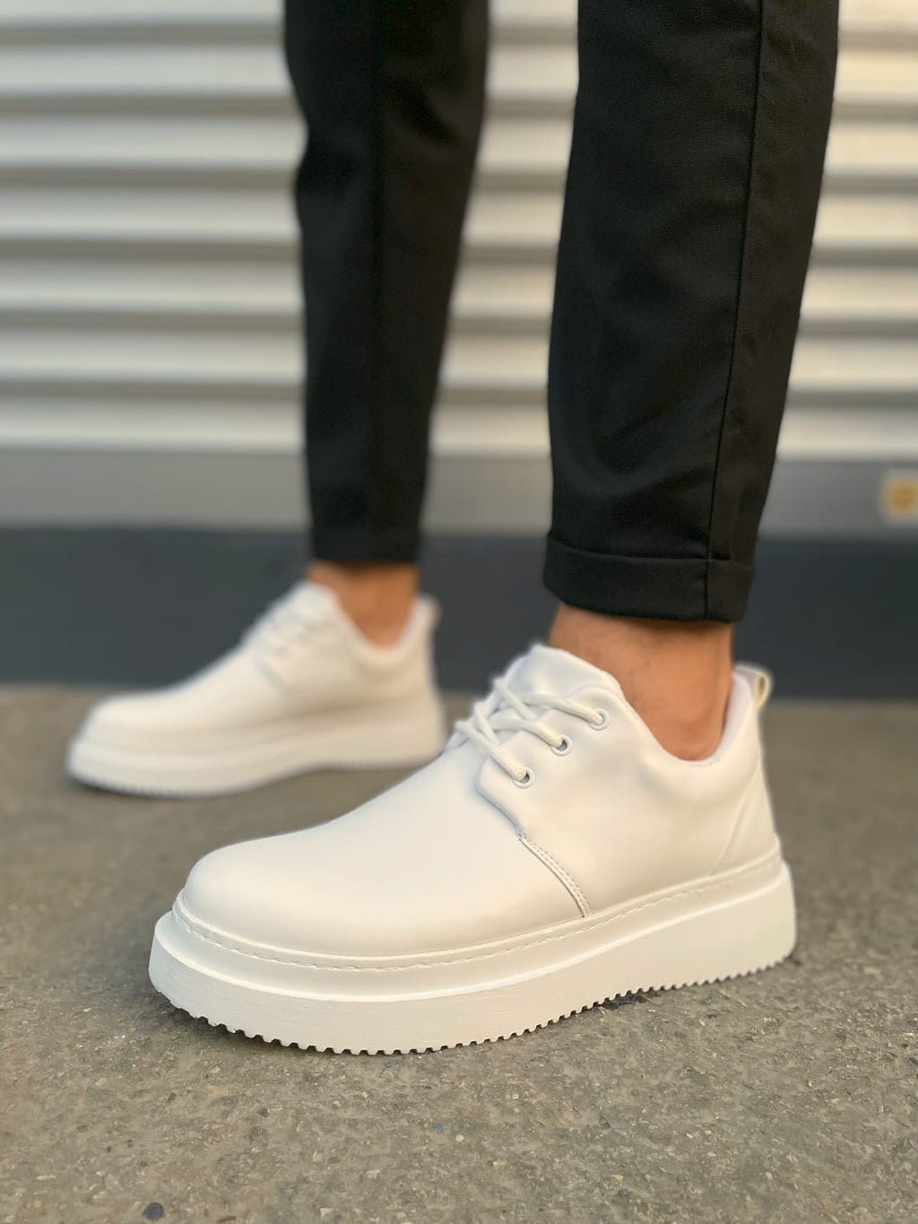 JYx03 Luxor Lace-Up Thick Sole Men's Classic Sports Shoes - White