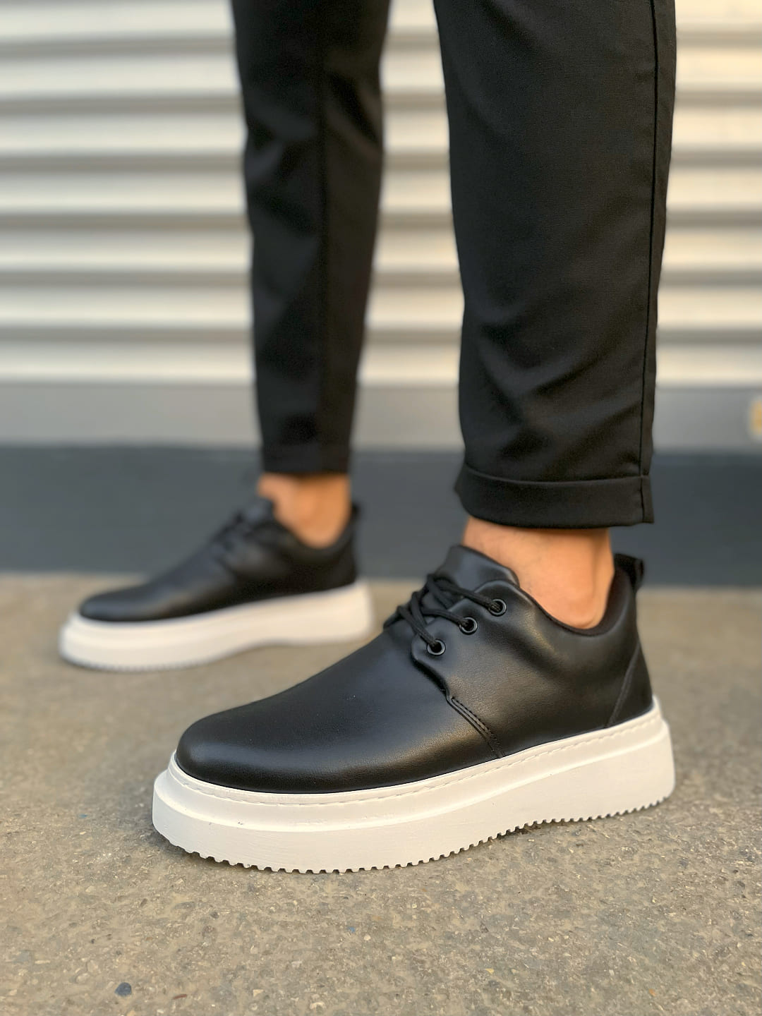 JYx03 Luxor Lace-Up Thick Sole Men's Classic Sports Shoes - Black White