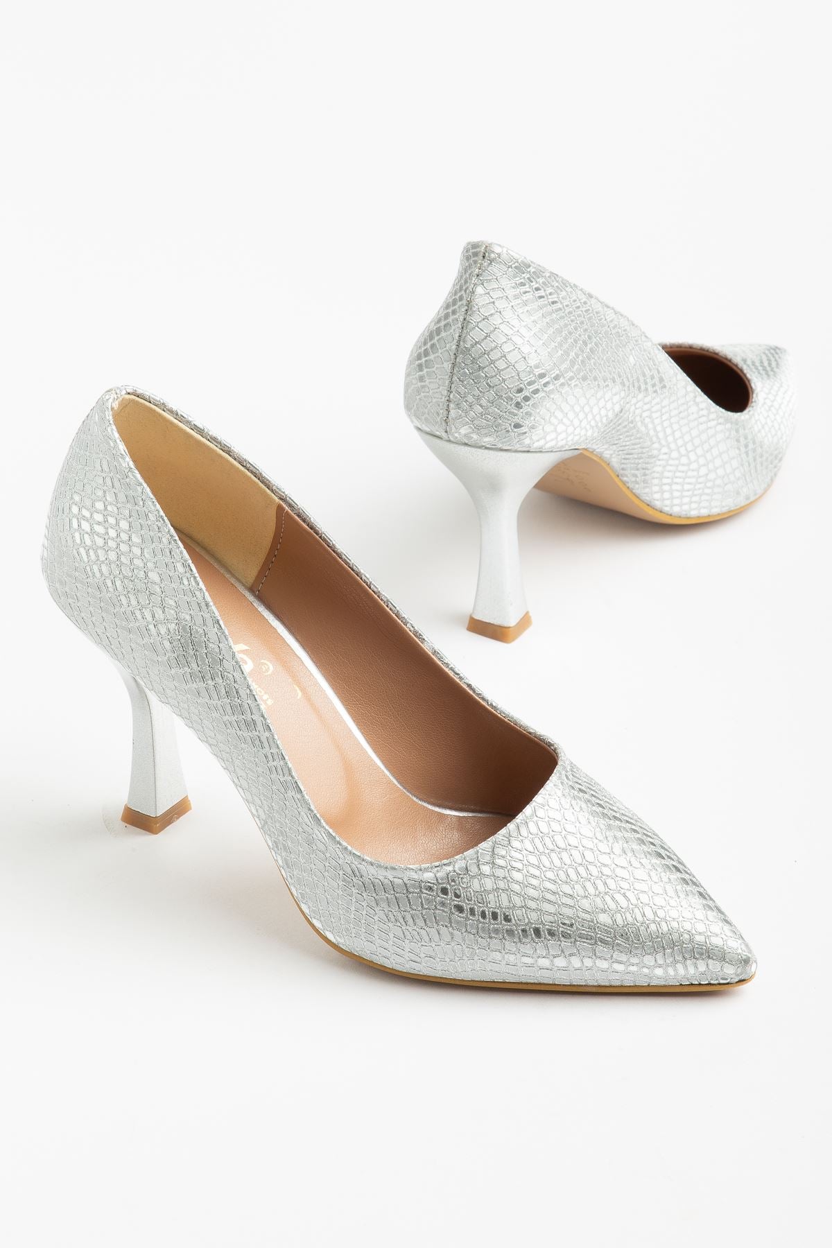 ZRİN-114 Premium Gümüş Pul Desenli Sivri Burunlu Stiletto 9 cm