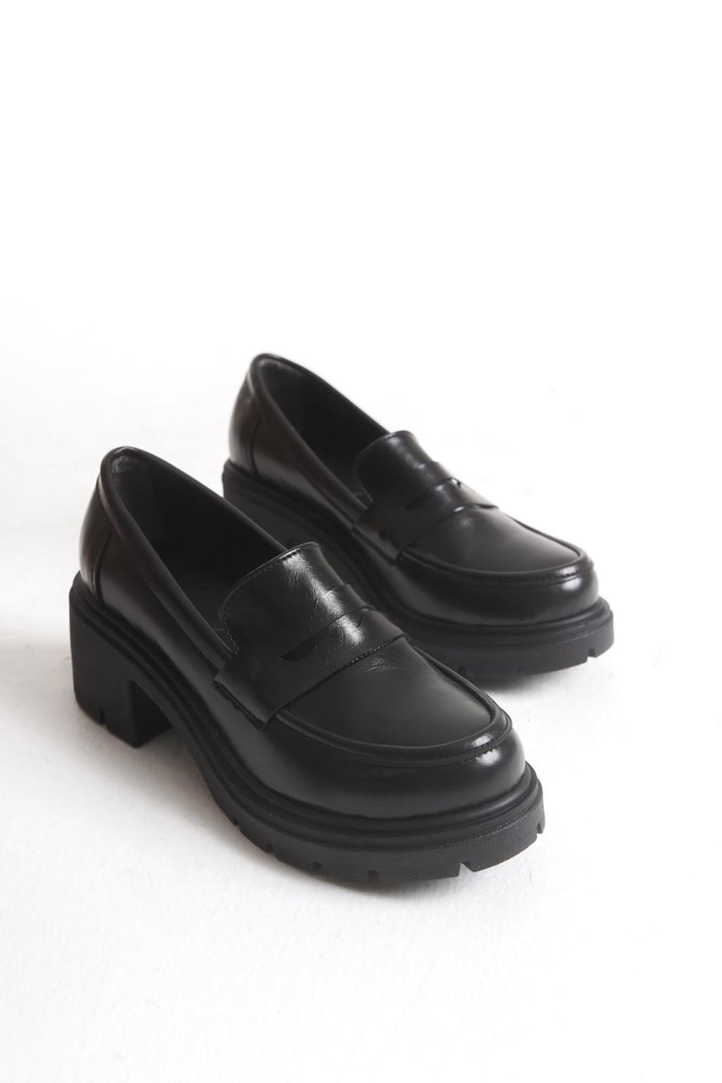 ZRİN-K-706 Premium Siyah Kırışık Rugan Ortopedik Yüksek Tabanlı Loafer