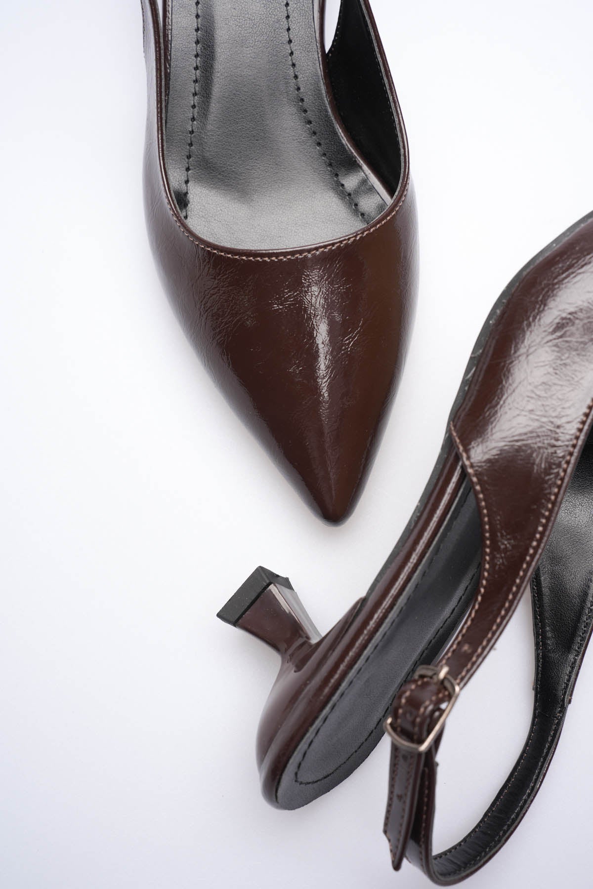 Weimar Premium Acı Kahve Kırışık Rugan Sivri Burun Slingback Kısa Topuklu Ayakkabı