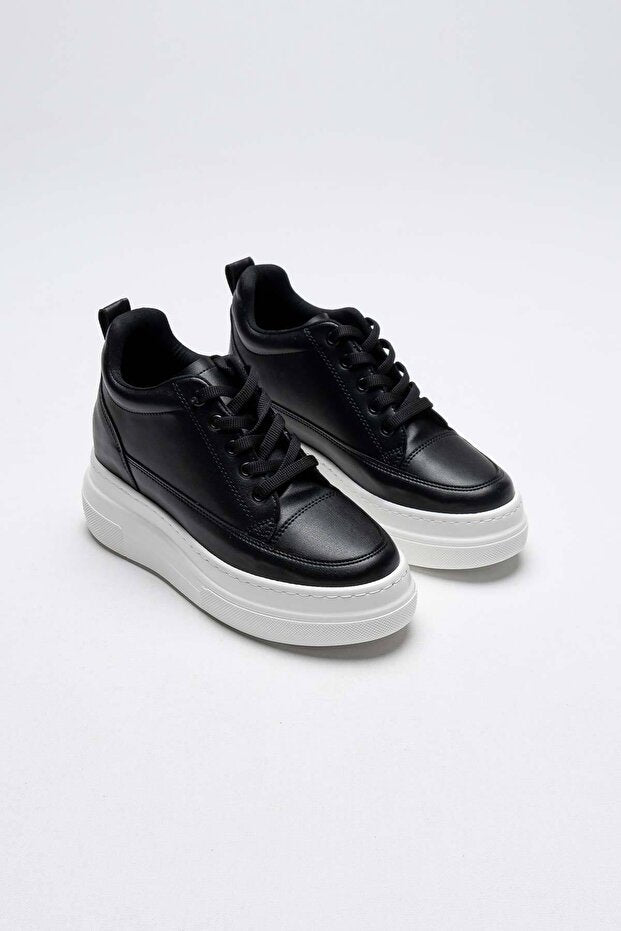 Alexis Premium 8 cm Gizli Topuk Siyah Beyaz Kadın Spor Ayakkabı