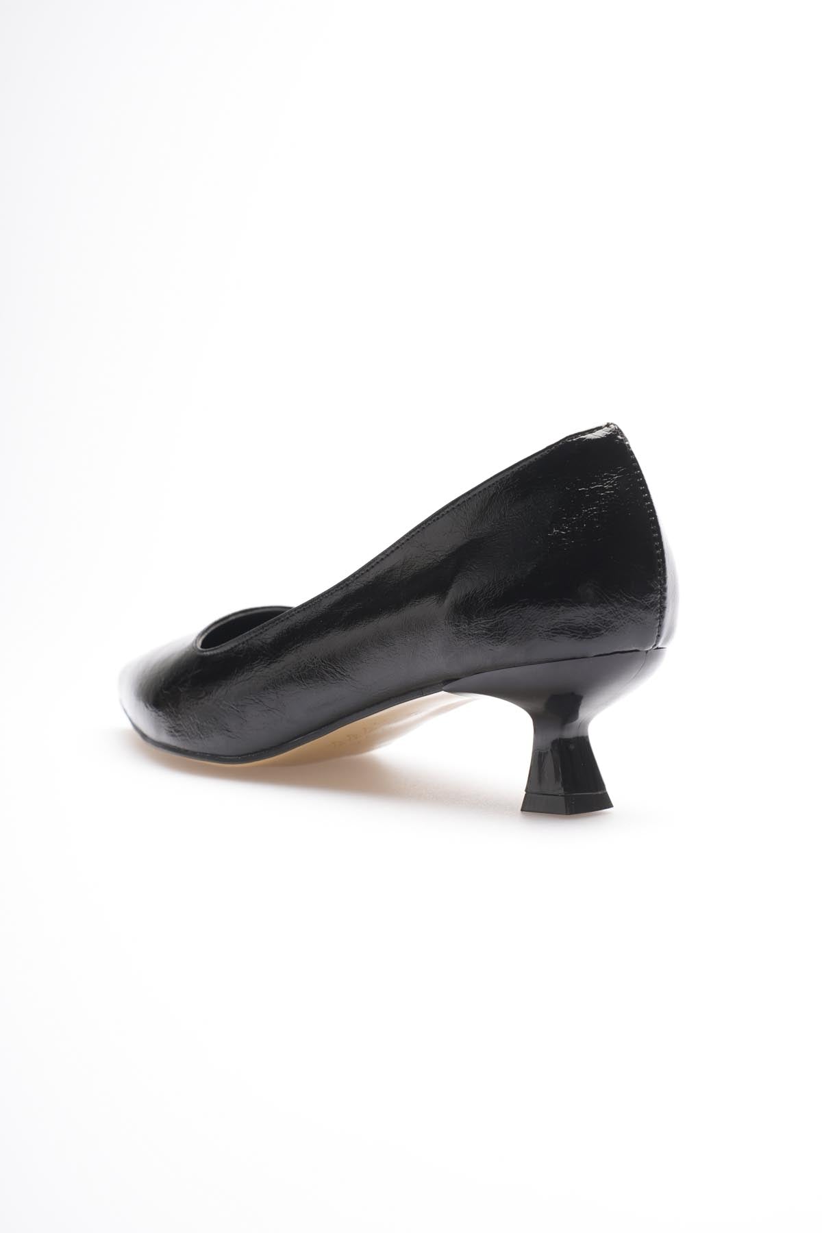 ZR20MS03 Premium Siyah Kırışık Rugan Kadın Günlük Kısa Topuklu Stiletto