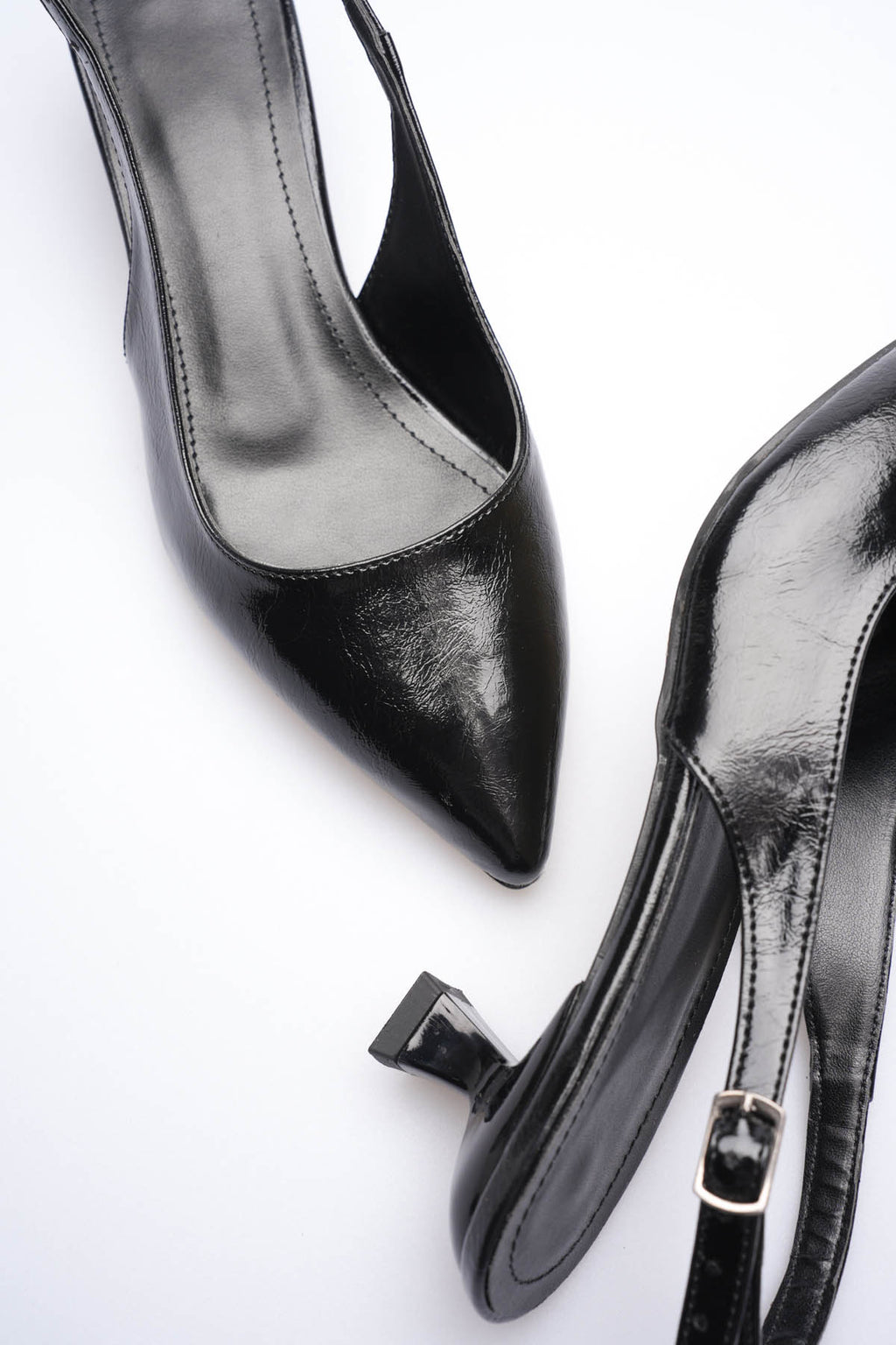 Weimar Premium Siyah Kırışık Rugan Sivri Burun Slingback Kısa Topuklu Ayakkabı