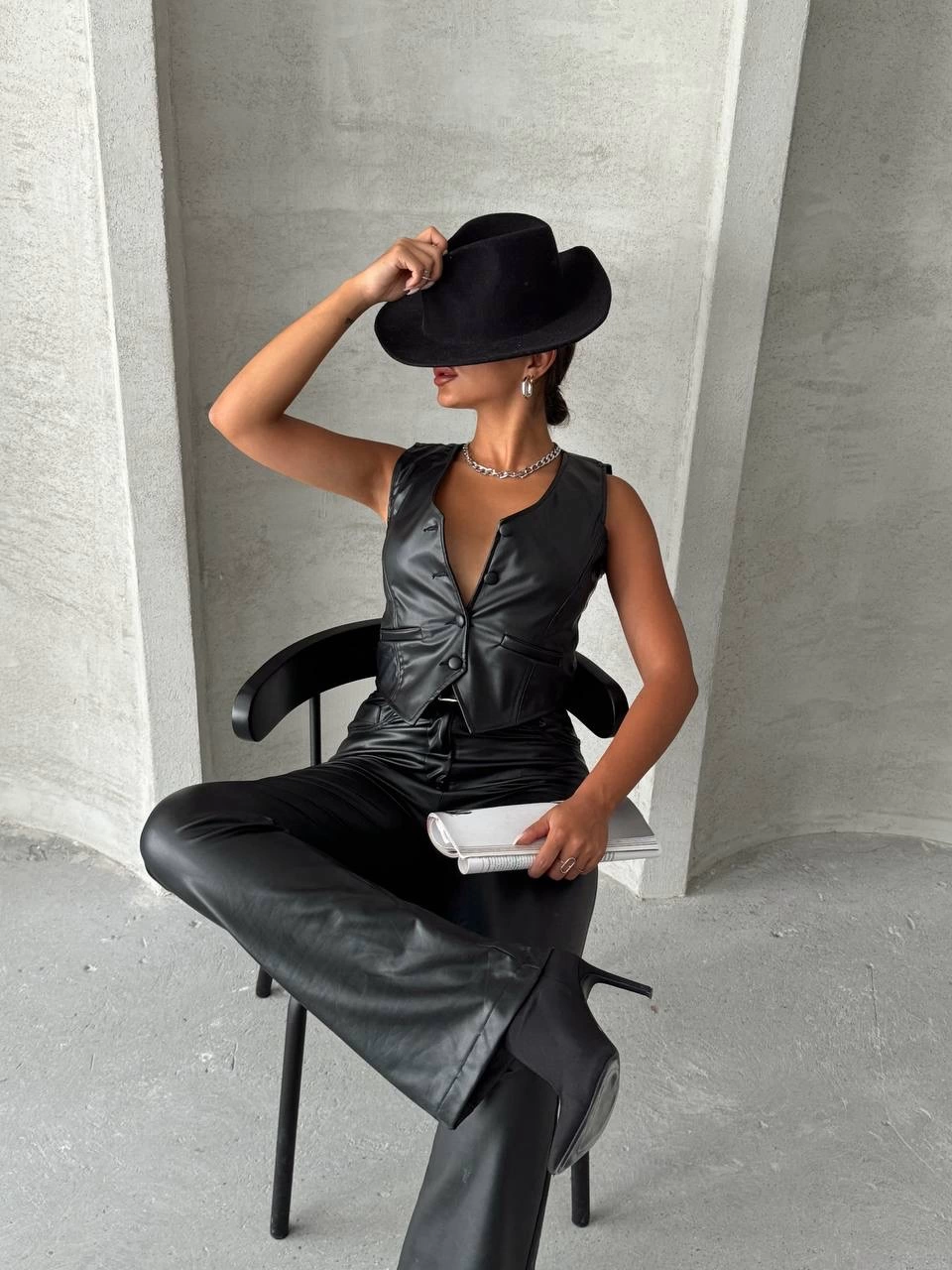 Leather vest with coated buttons, black s24398