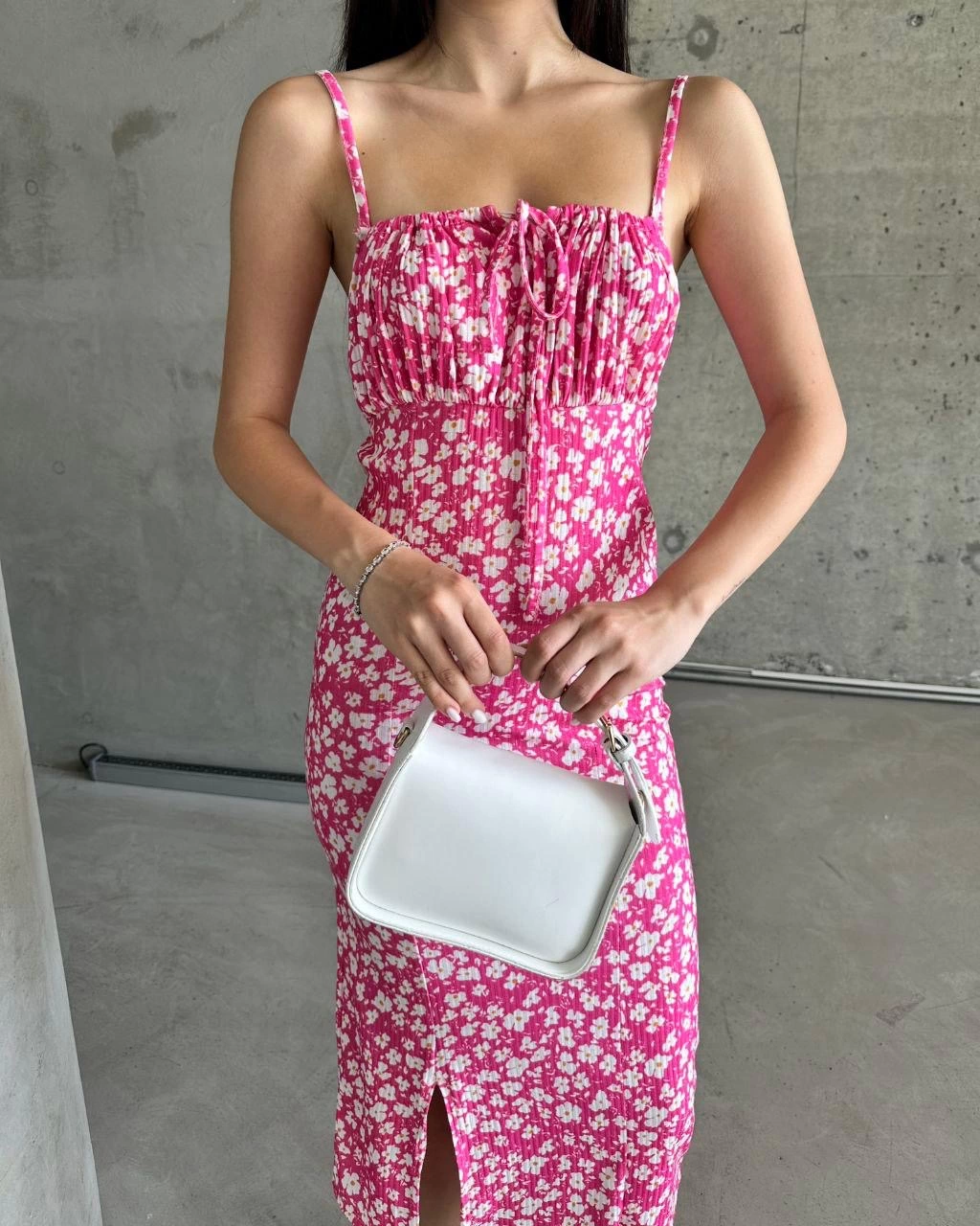 Kaşkorse Desenli Askılı Elbise Pembe