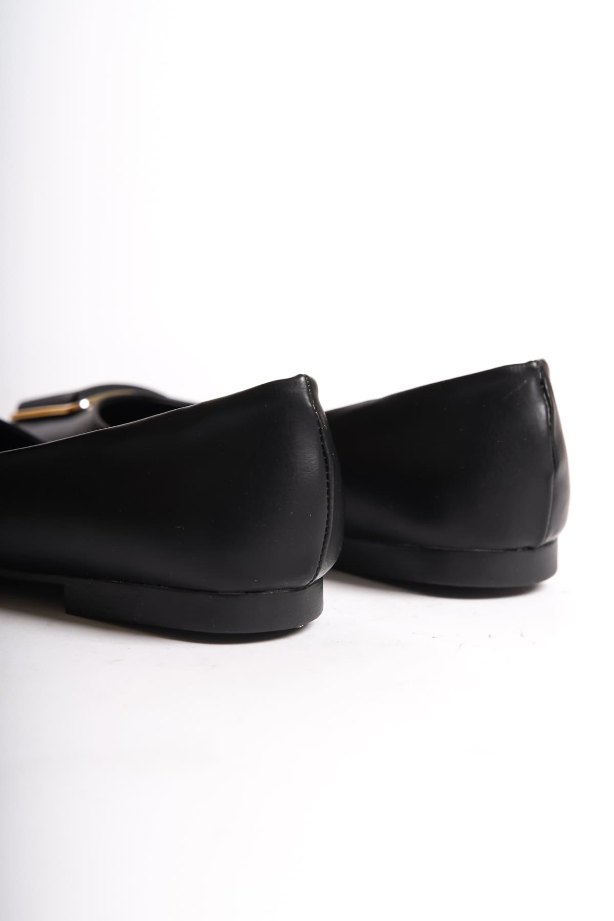 KAYLA Laceless Orthopedic Comfortable Sole Buckle Detailed Women's Ballerinas - Black