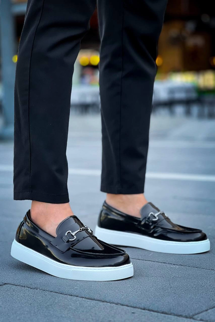 ZRK-027 Bağcıksız Siyah Beyaz Rugan H Günlük Erkek Klasik Ayakkabı