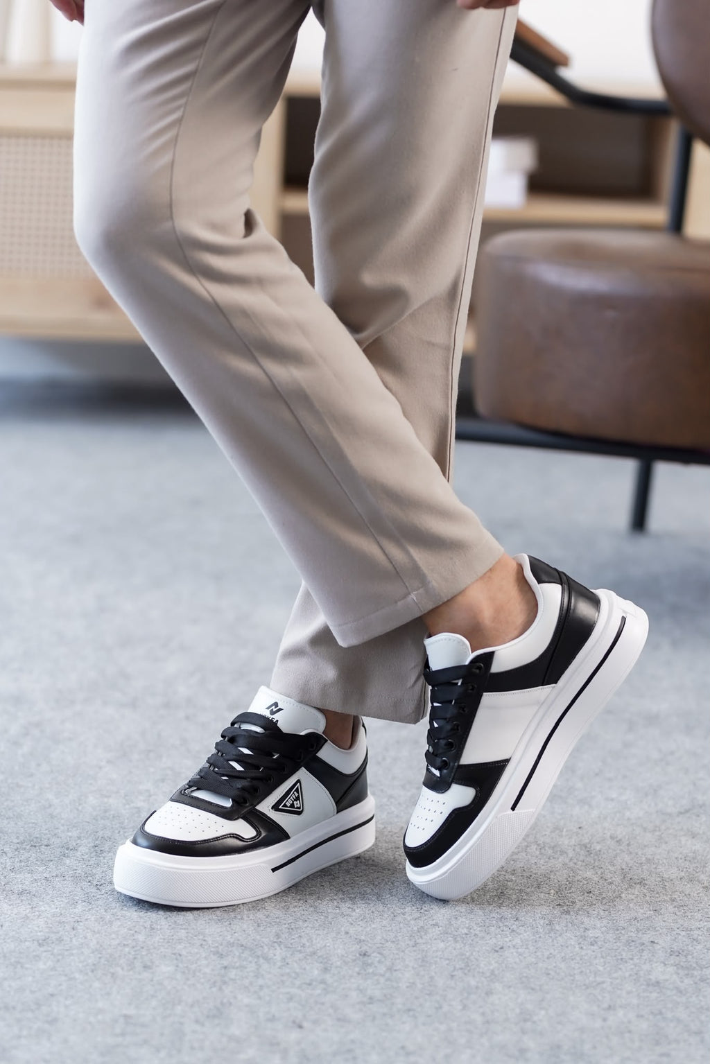 ZRK-04 Yüksek Kaliteli Premium Kalın Taban Beyaz Siyah Ortopedik Erkek Sneakers