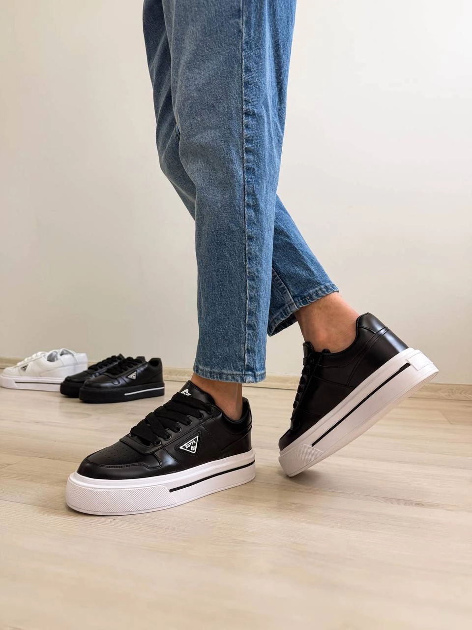 ZRK-04 Premium Kalite Siyah Beyaz Kalın Taban Erkek Sneakers