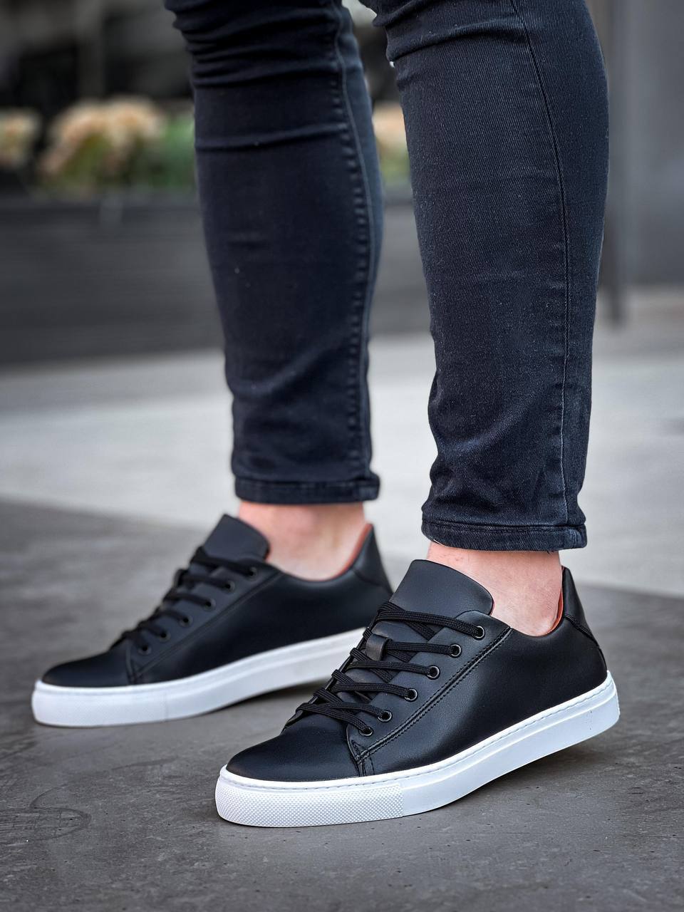 ZRK-X122 Yüksek Kalite Siyah Beyaz Ortopedik Taban Bağcıklı Erkek Sneaker