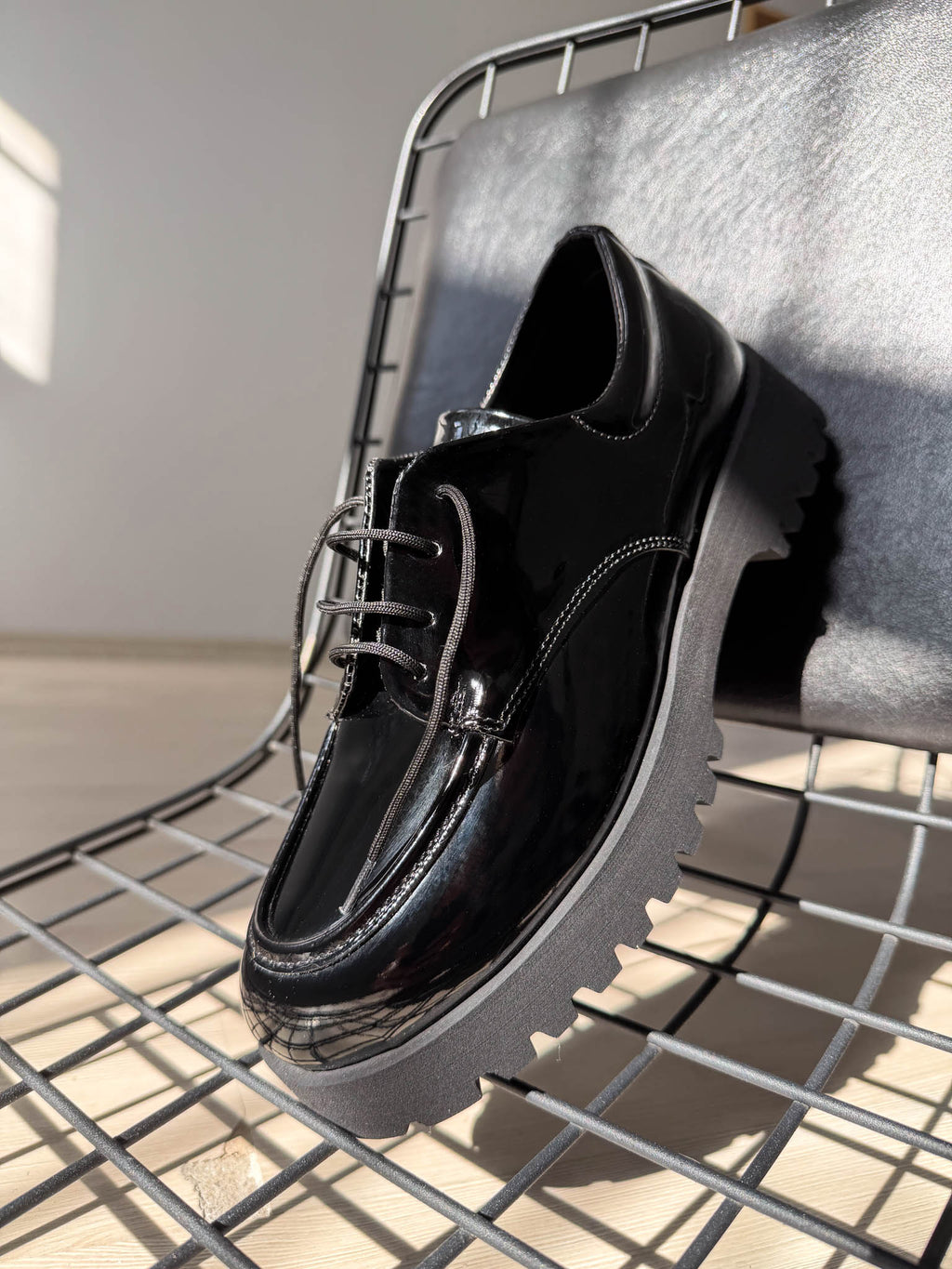 ZRK-XKX6 Premium Kalın Taban Siyah Rugan Bağcıklı Günlük Unisex Oxford Ayakkabı