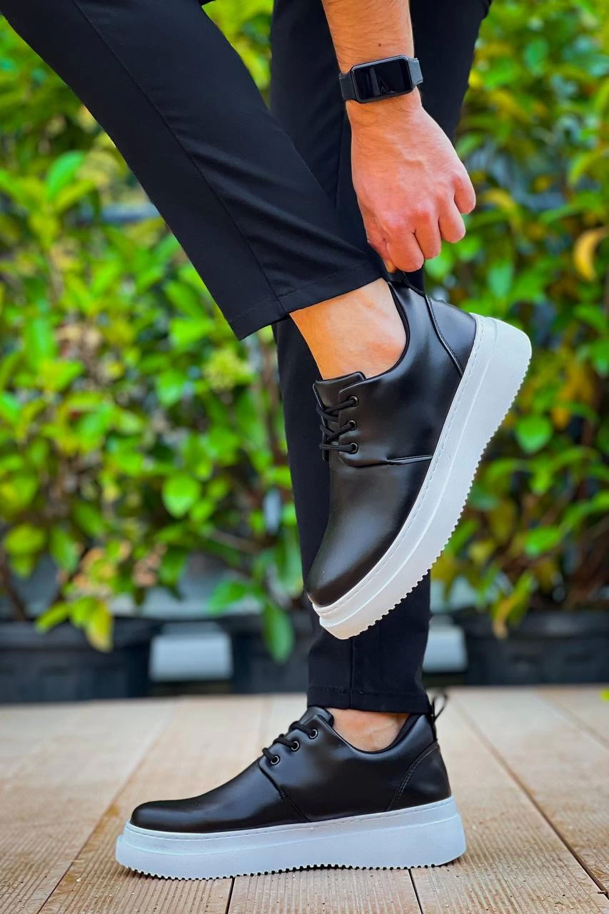 ZR-X3 Siyah Beyaz Bağcıklı Günlük Erkek Casual Ayakkabı