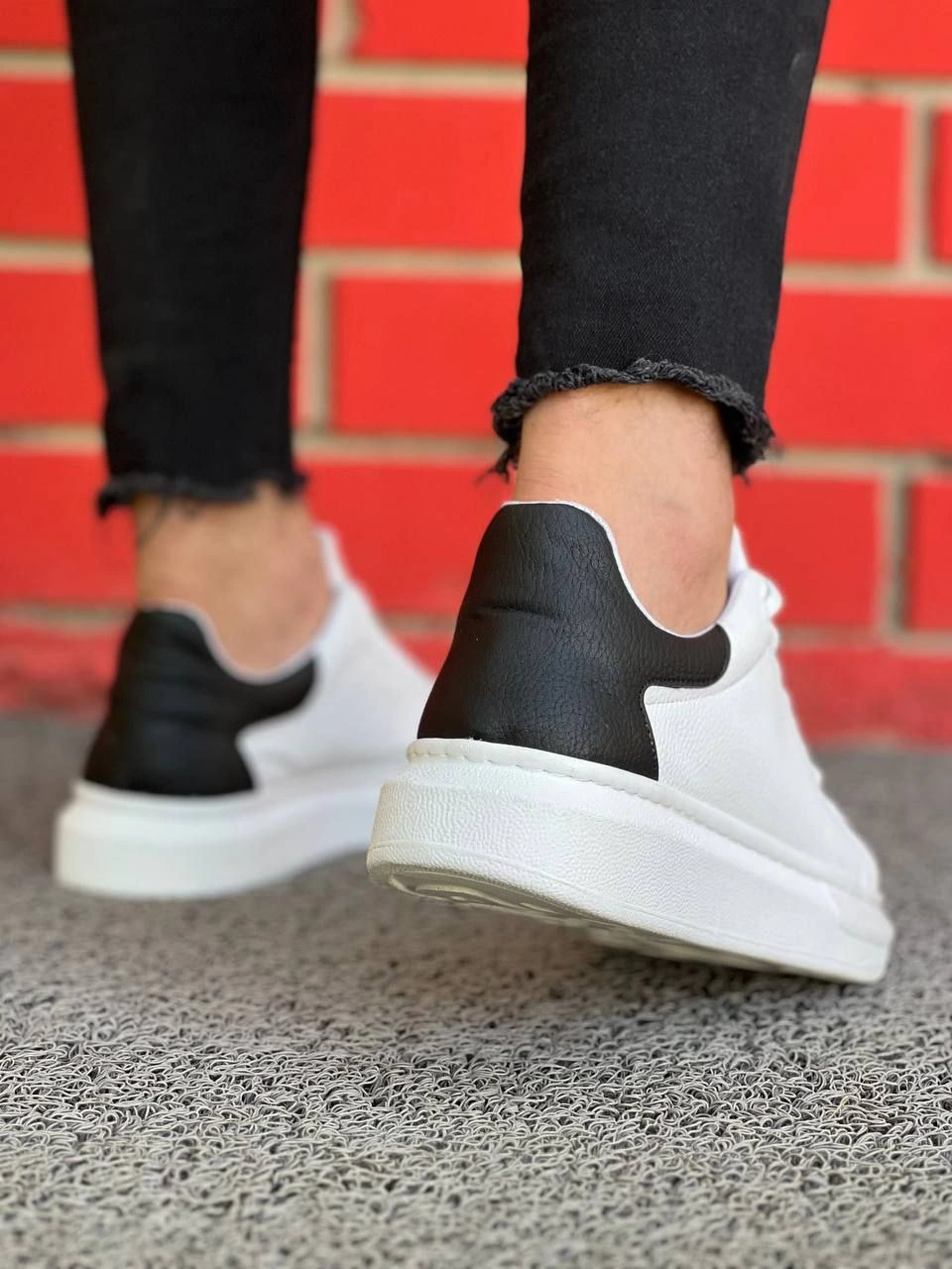 ZRN-X500 Bağcıklı Casual Günlük Erkek Sneaker Beyaz Siyah