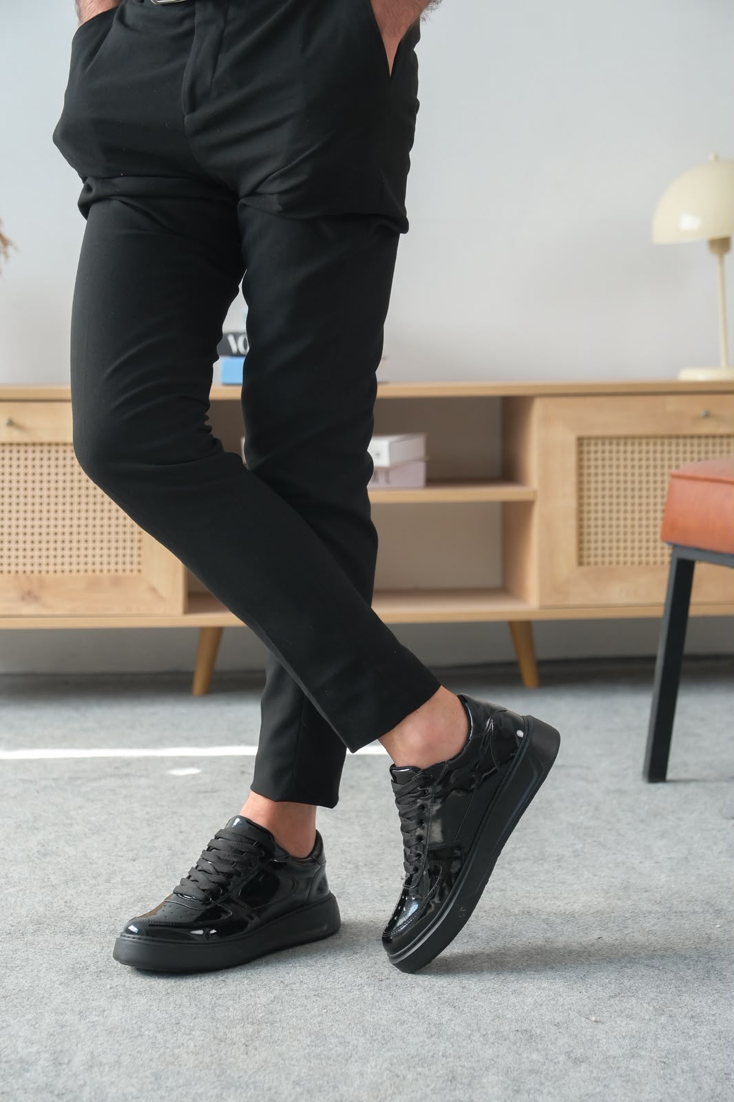 ZRK-X9 Yüksek Kalite Kalın Taban Siyah Rugan Force Erkek Sneaker