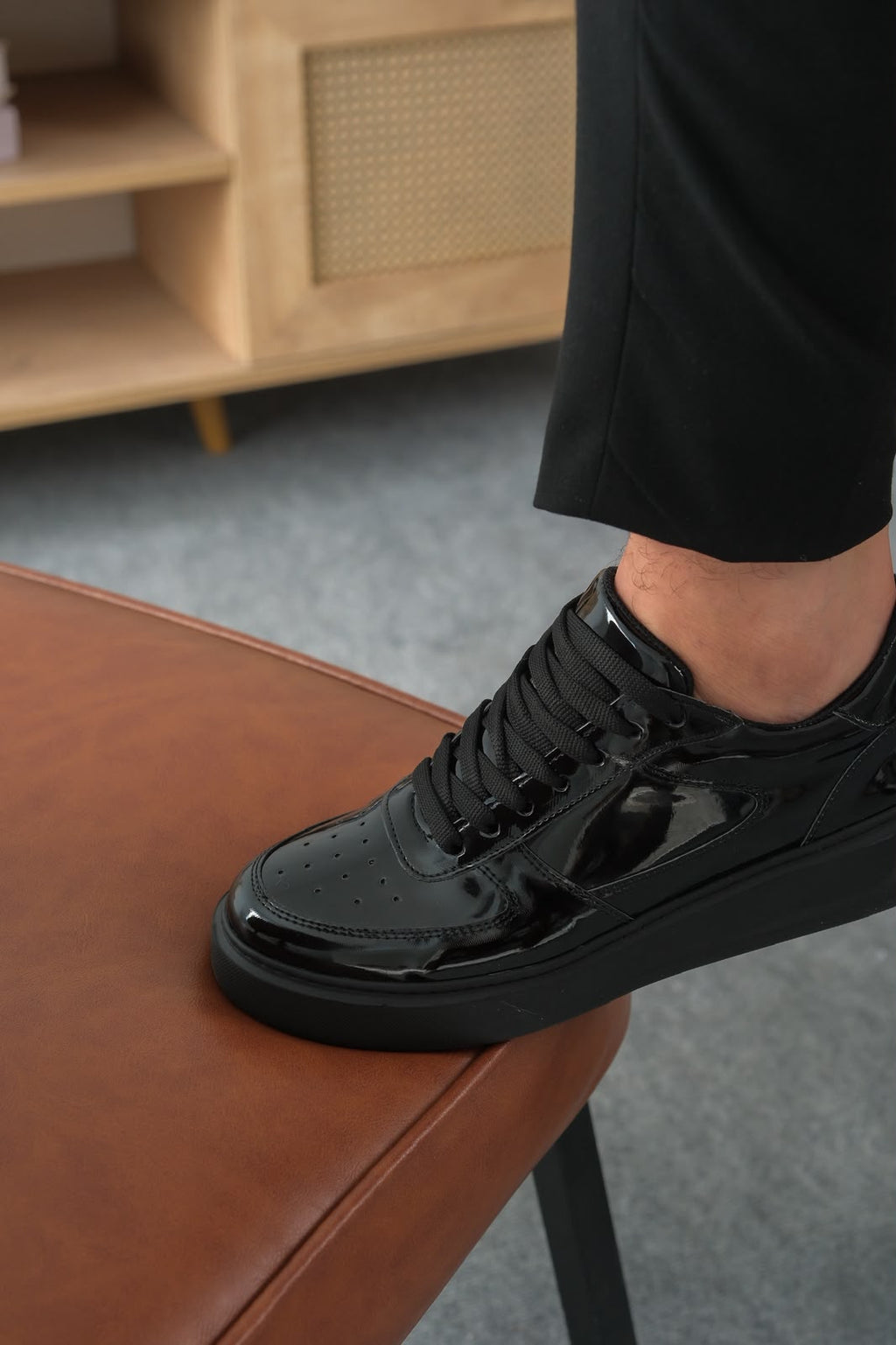 ZRK-X9 Yüksek Kalite Kalın Taban Siyah Rugan Force Erkek Sneaker