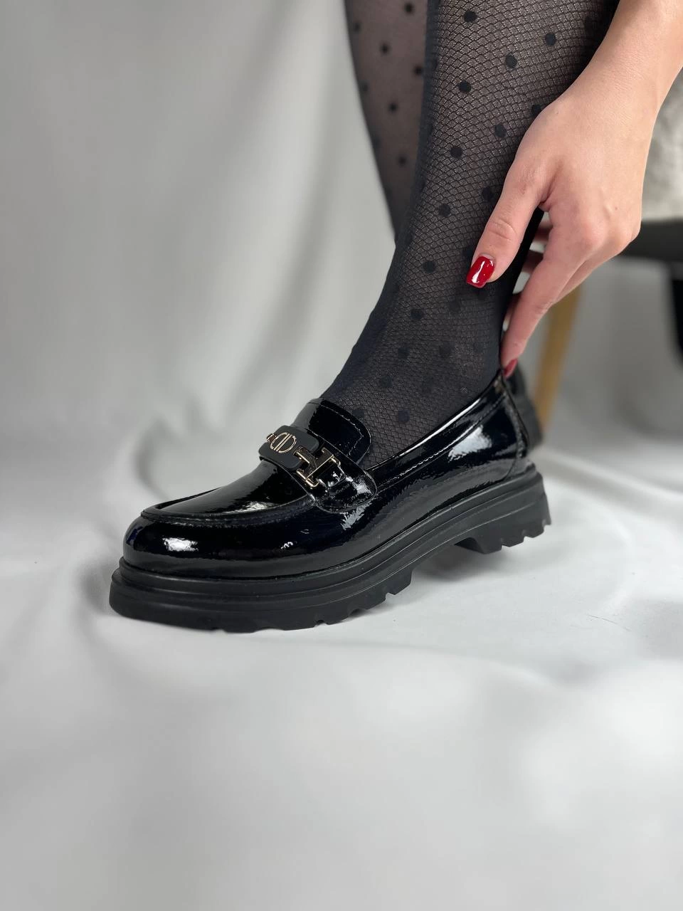 ZRK-BT Siyah Rugan Tokalı Günlük Kadın Babet