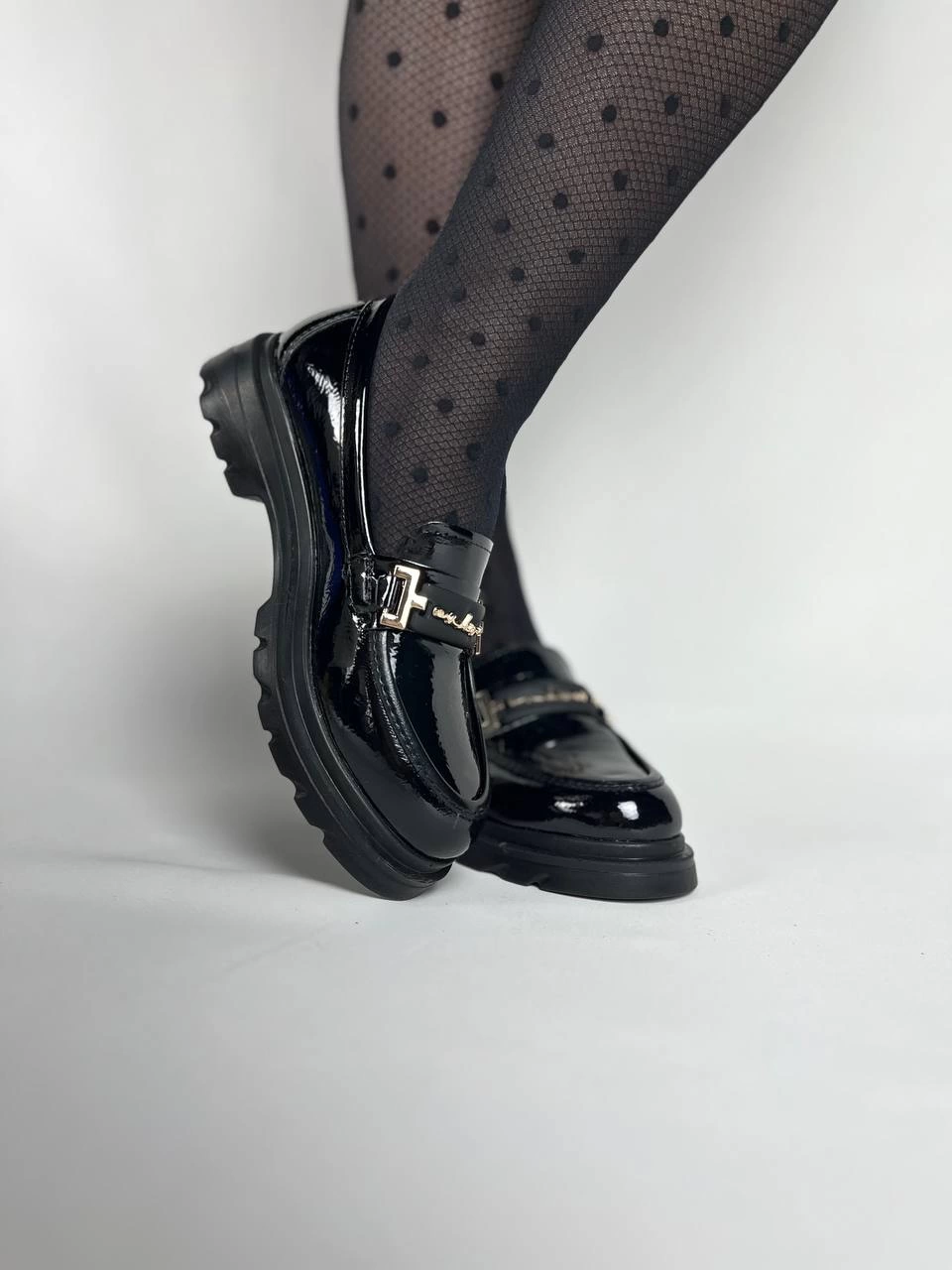 ZRK-BT Siyah Rugan Tokalı Günlük Kadın Babet