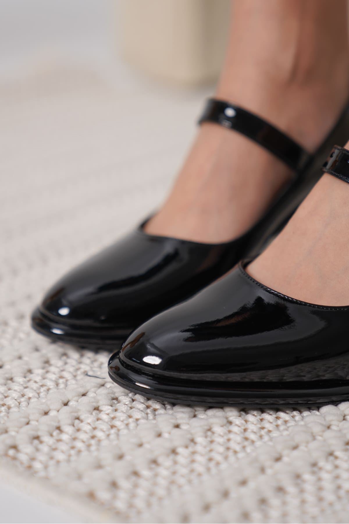 Kelly Premium Black Patent Leather Women's High Heels 