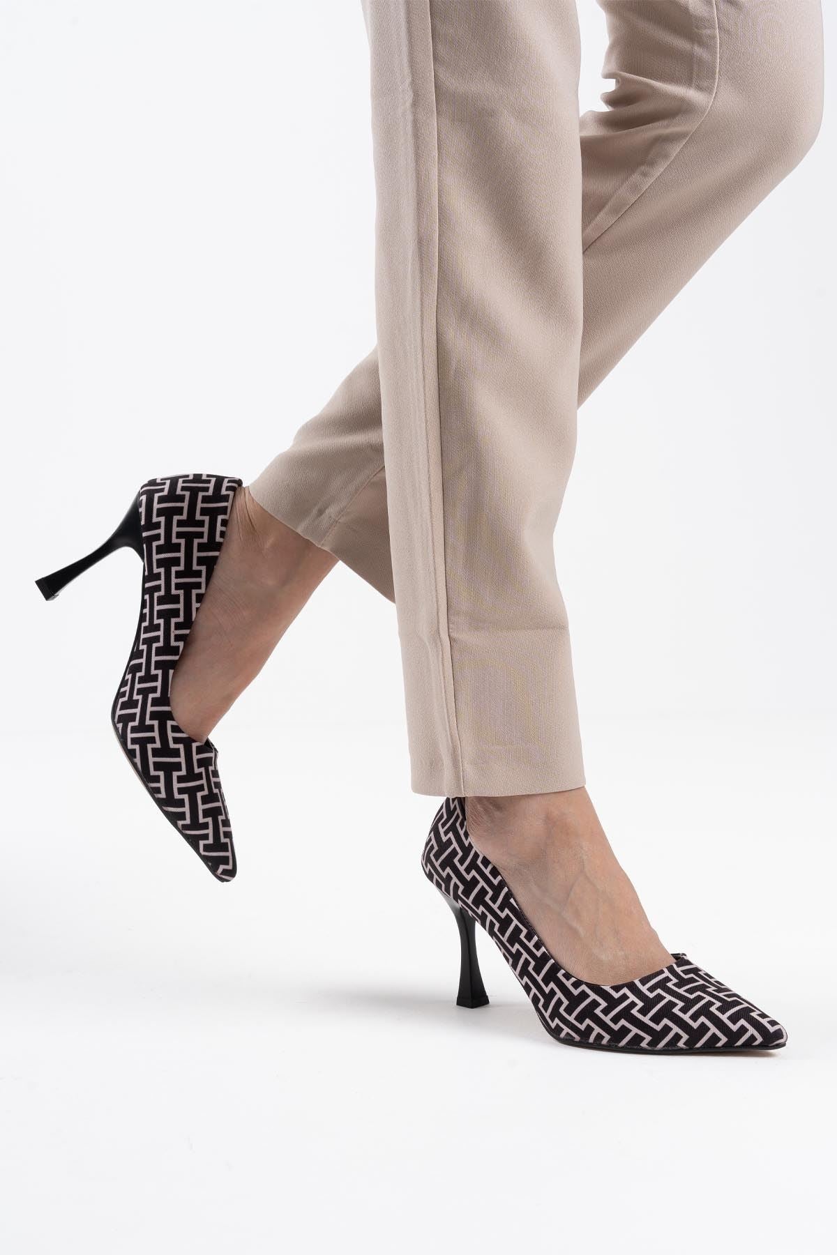 Kelsey Premium Kadın Siyah Desenli Stiletto