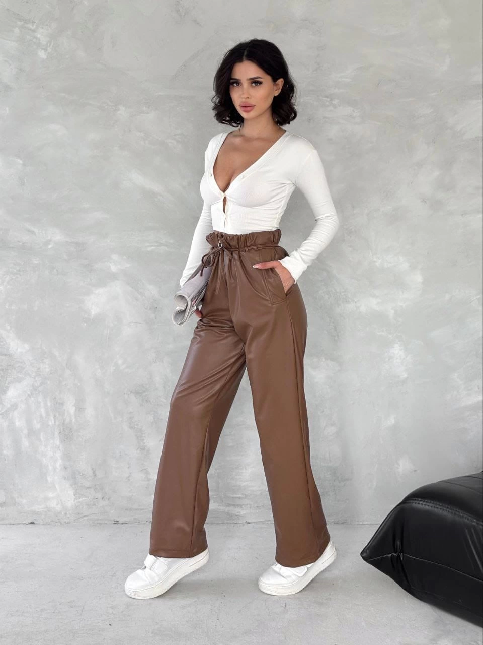 Kendinden İnce Kemerli Deri Pantolon Kahve