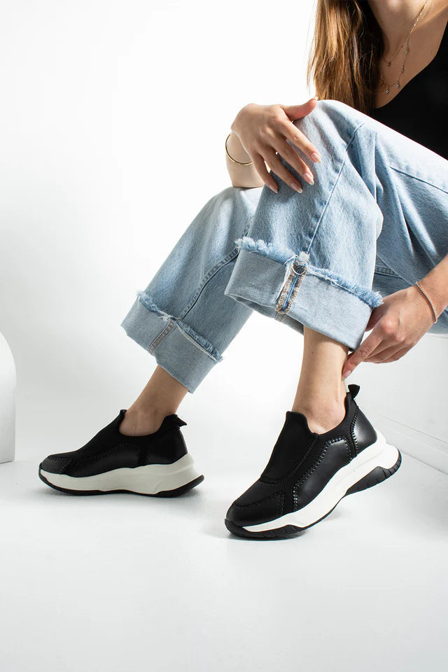 Kendy Premium Siyah Streç Detaylı Kadın Sneaker