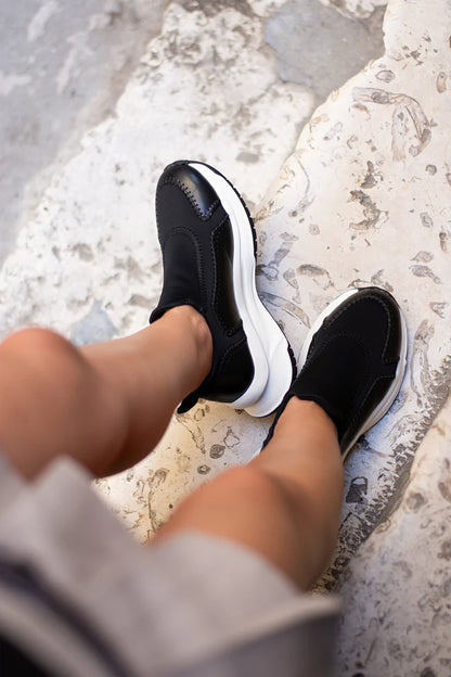 Kendy Premium Siyah Streç Detaylı Kadın Sneaker