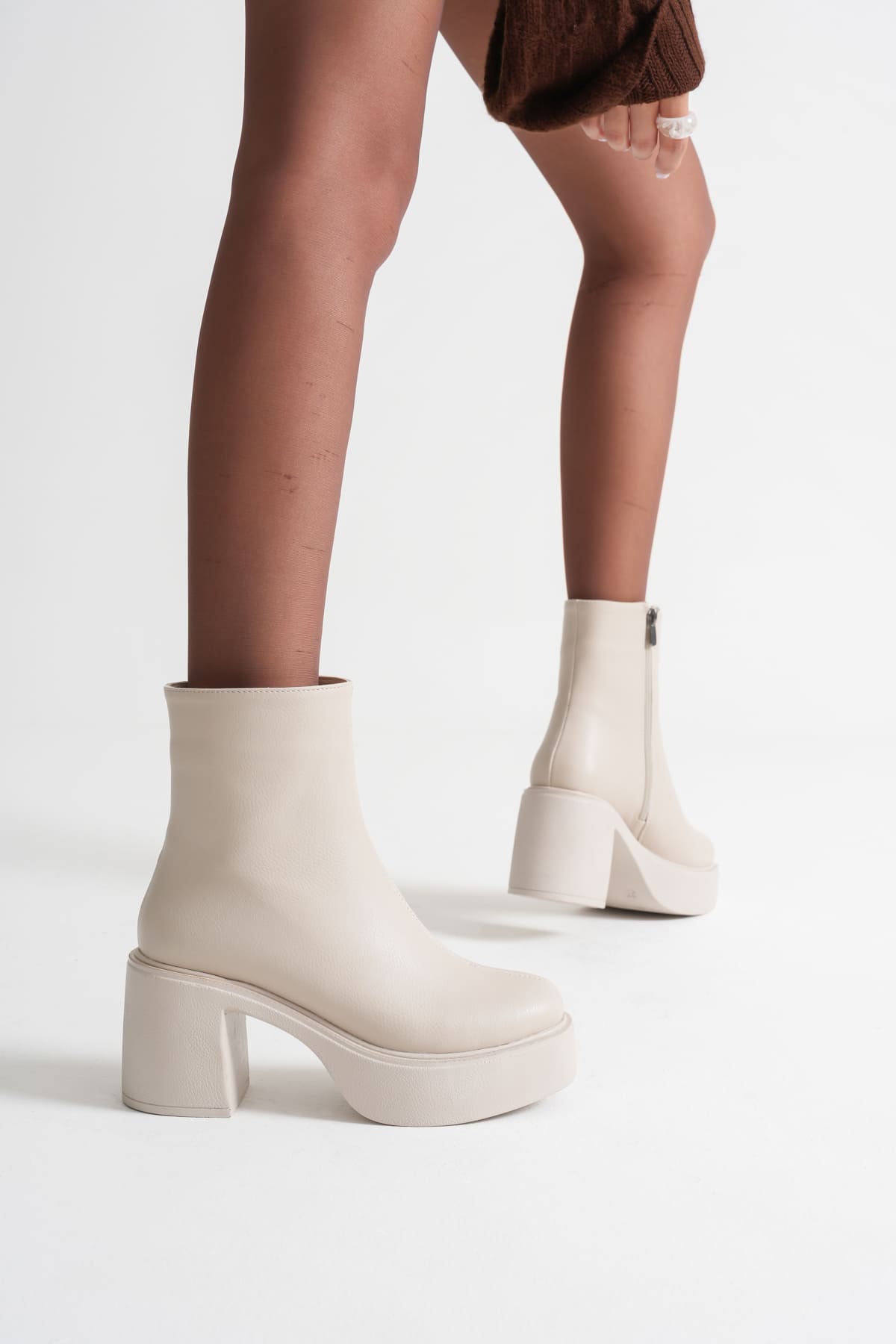 Katy Premium Women's Beige Block Heel Boots
