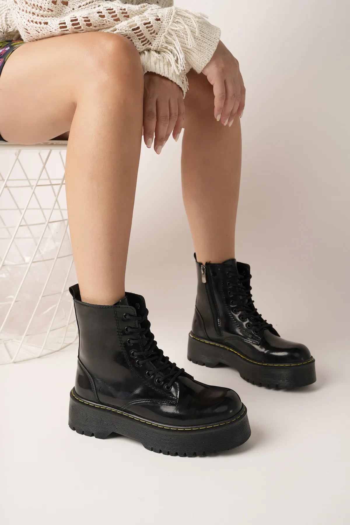 Kiruna Thick Heel Zippered Waterproof Women's Boots 