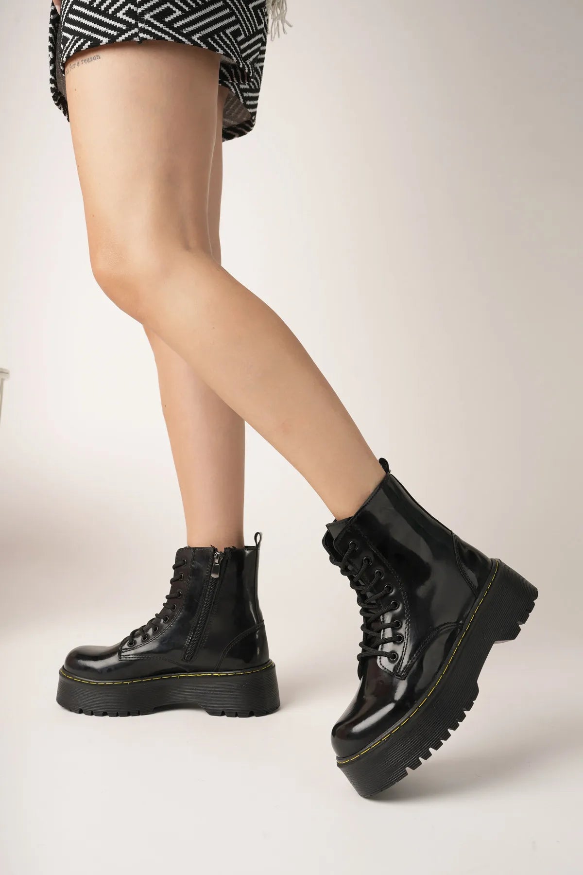 Kiruna Thick Heel Zippered Waterproof Women's Boots 