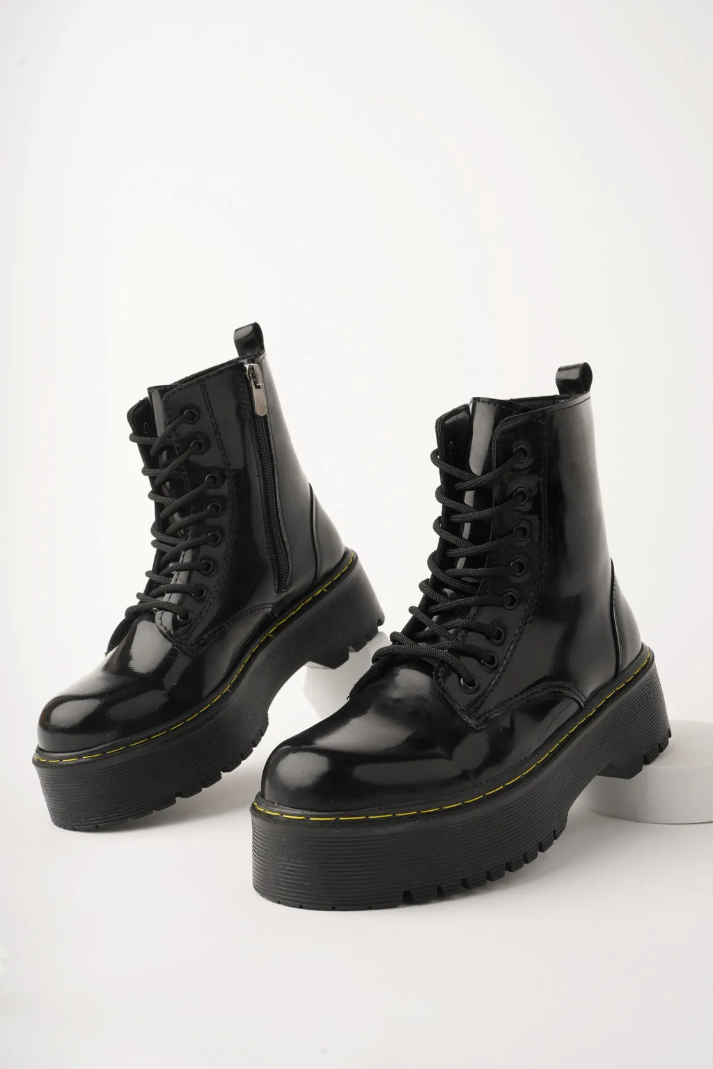Kiruna Thick Heel Zippered Waterproof Women's Boots 
