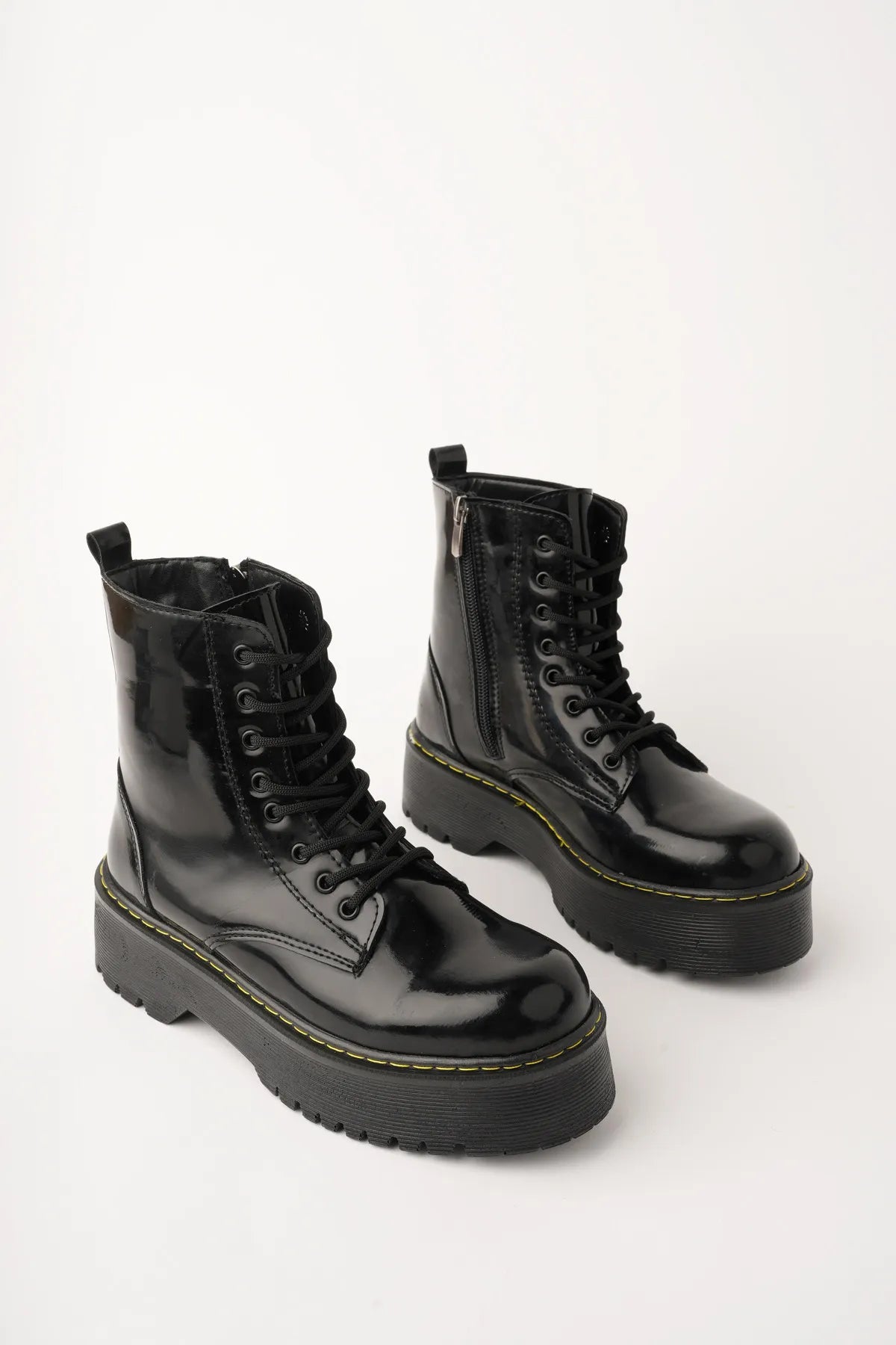 Kiruna Thick Heel Zippered Waterproof Women's Boots 
