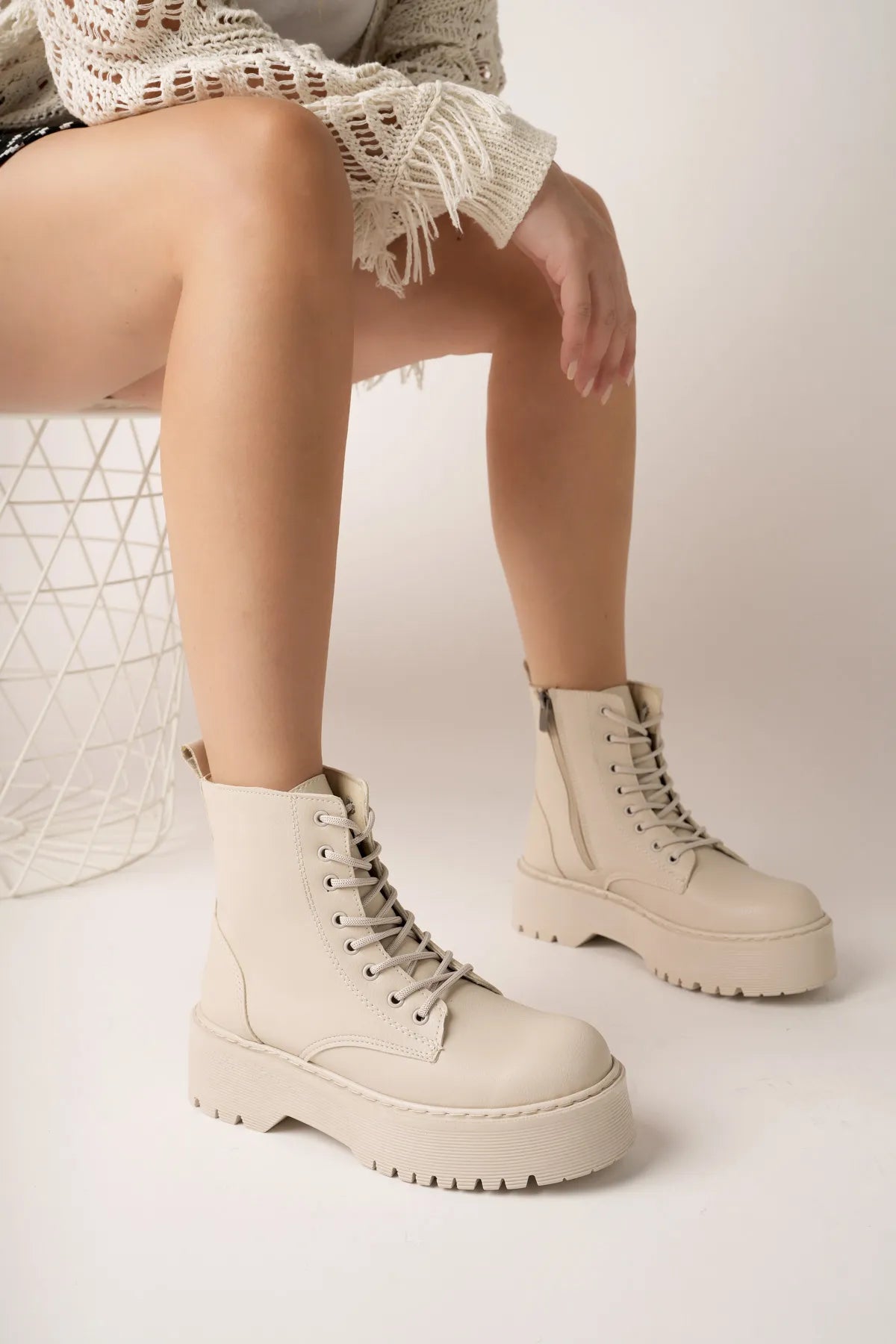 Kiruna Thick Heel Zippered Waterproof Women's Boots 