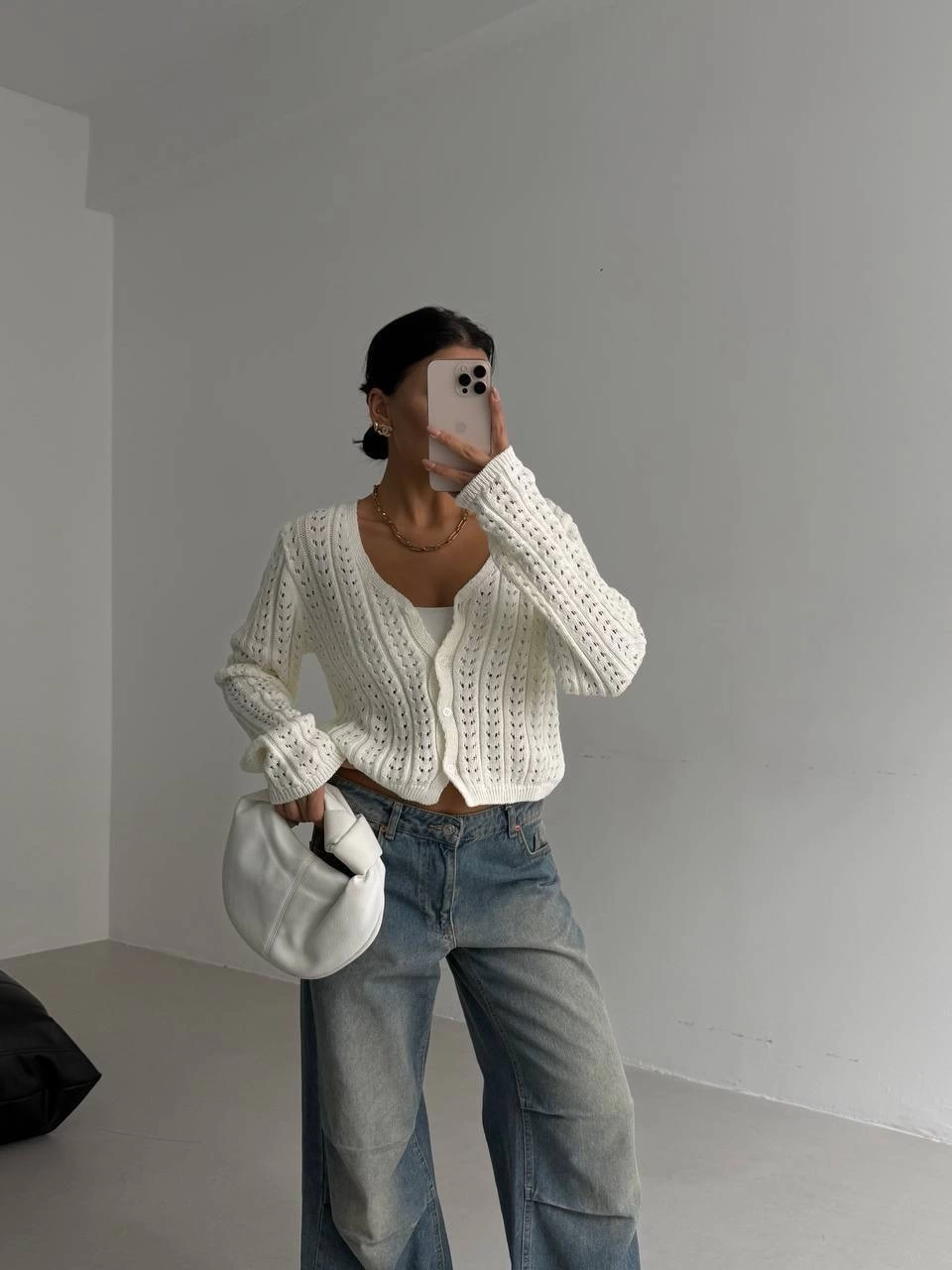 Small Buttoned Small Knitted Sweater Cardigan White