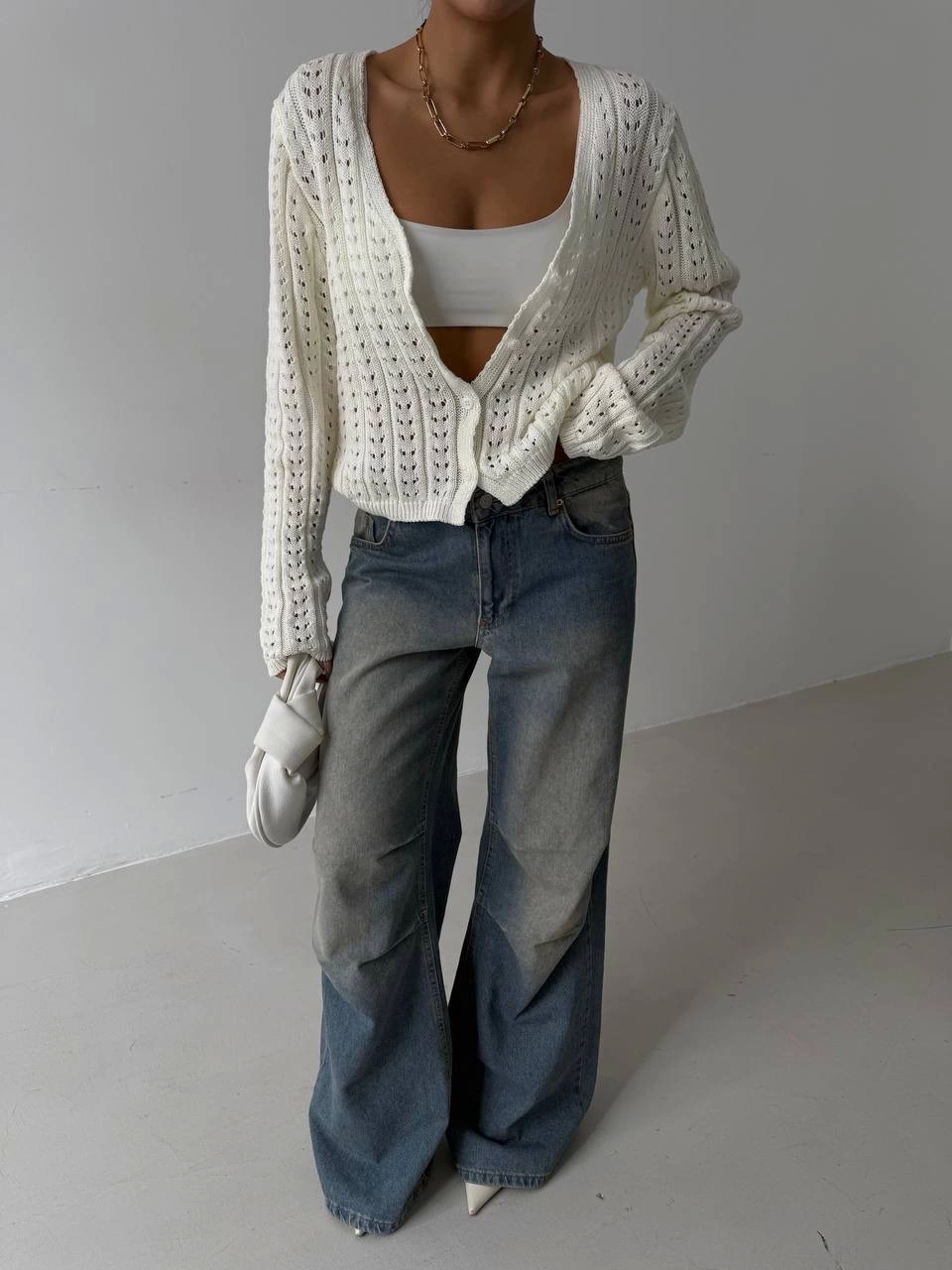 Small Buttoned Small Knitted Sweater Cardigan White