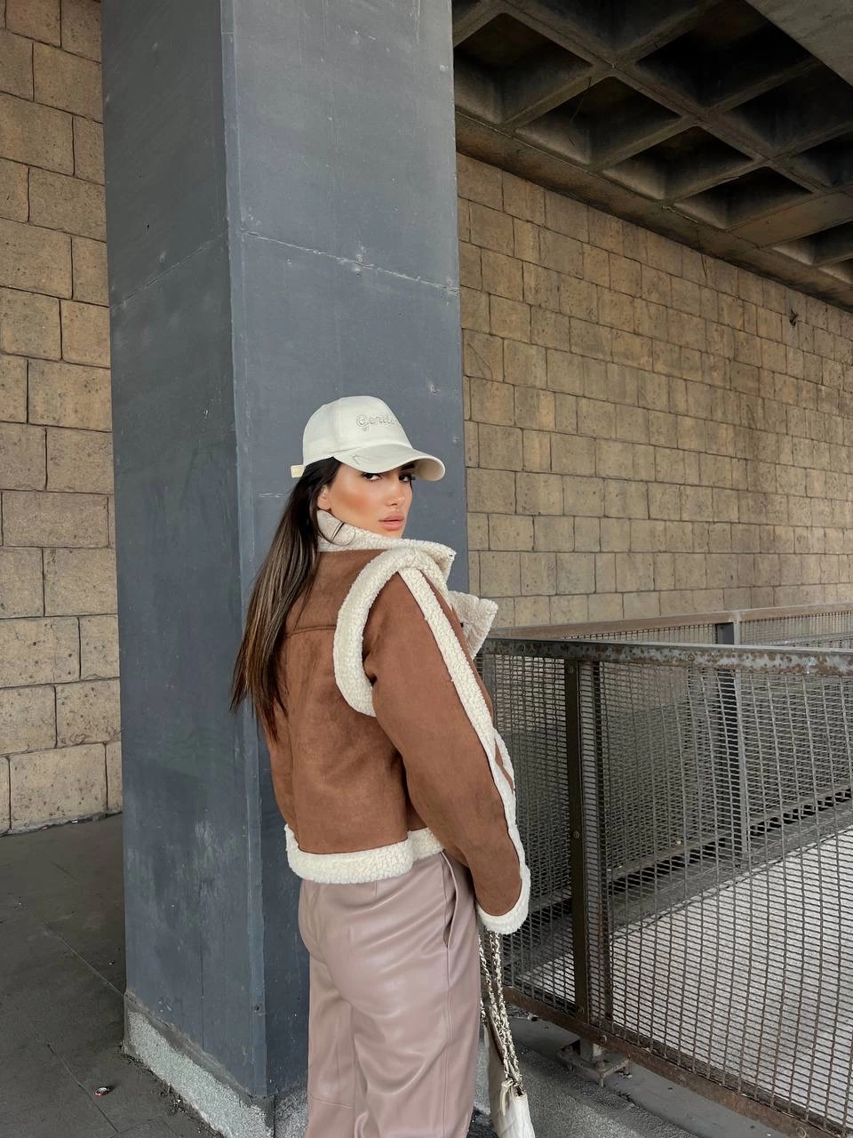 Lambskin Coated Removable Sleeve Crop Nubuck Coat Brown
