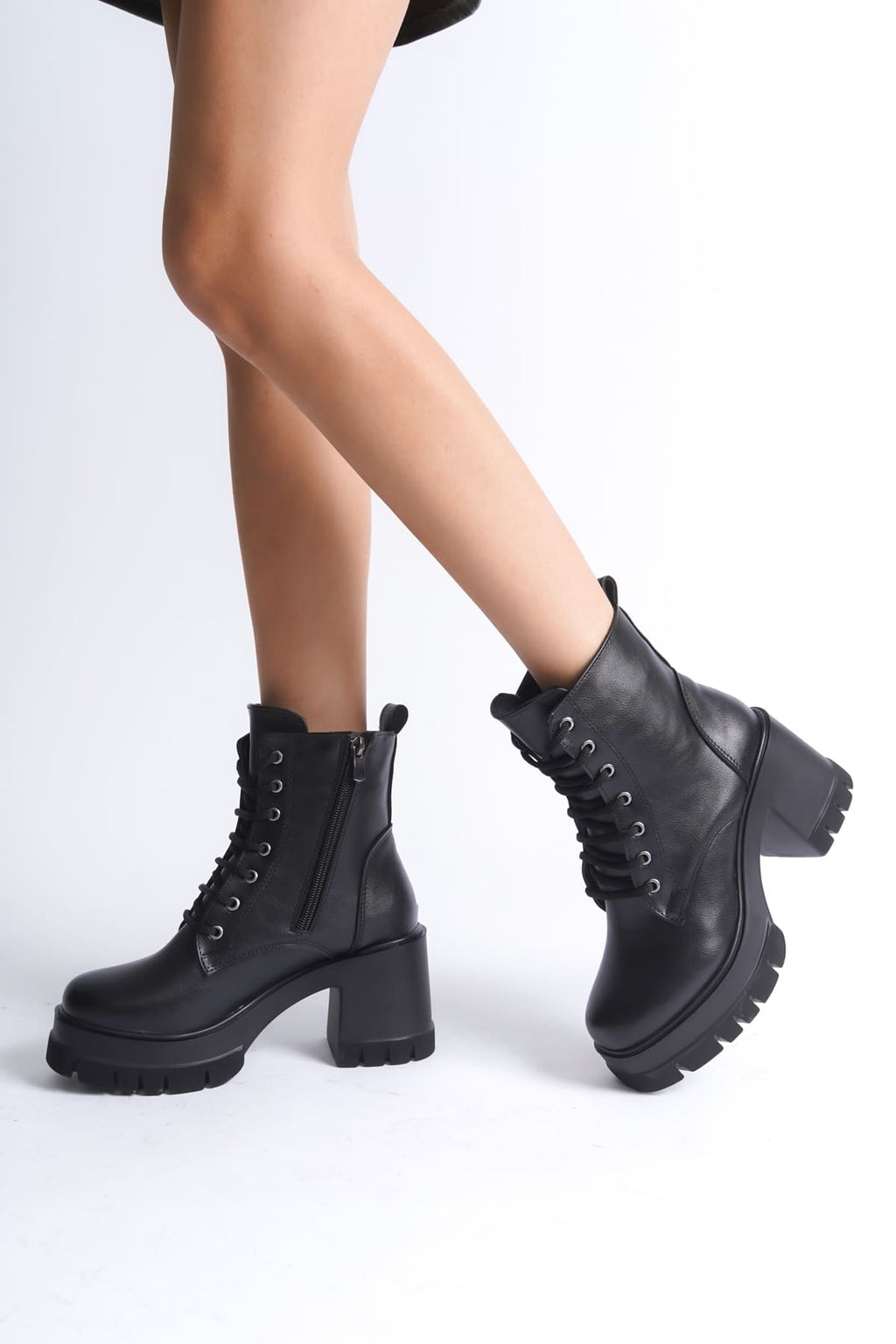 LAUREN Lace-Up Zippered Orthopedic Heeled Women's Boots Black