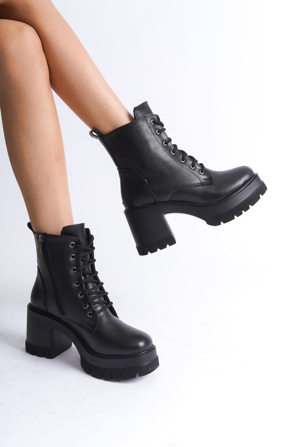 LAUREN Lace-Up Zippered Orthopedic Heeled Women's Boots Black