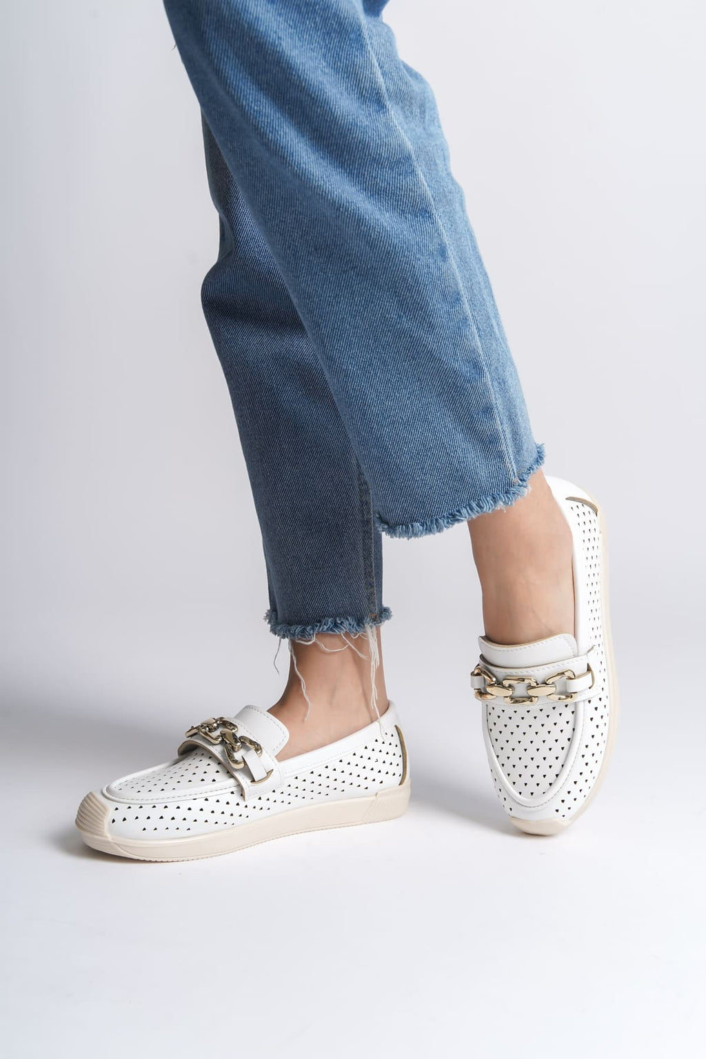 LAYLA Laceless Heart Patterned Women's Orthopedic Ballerina White