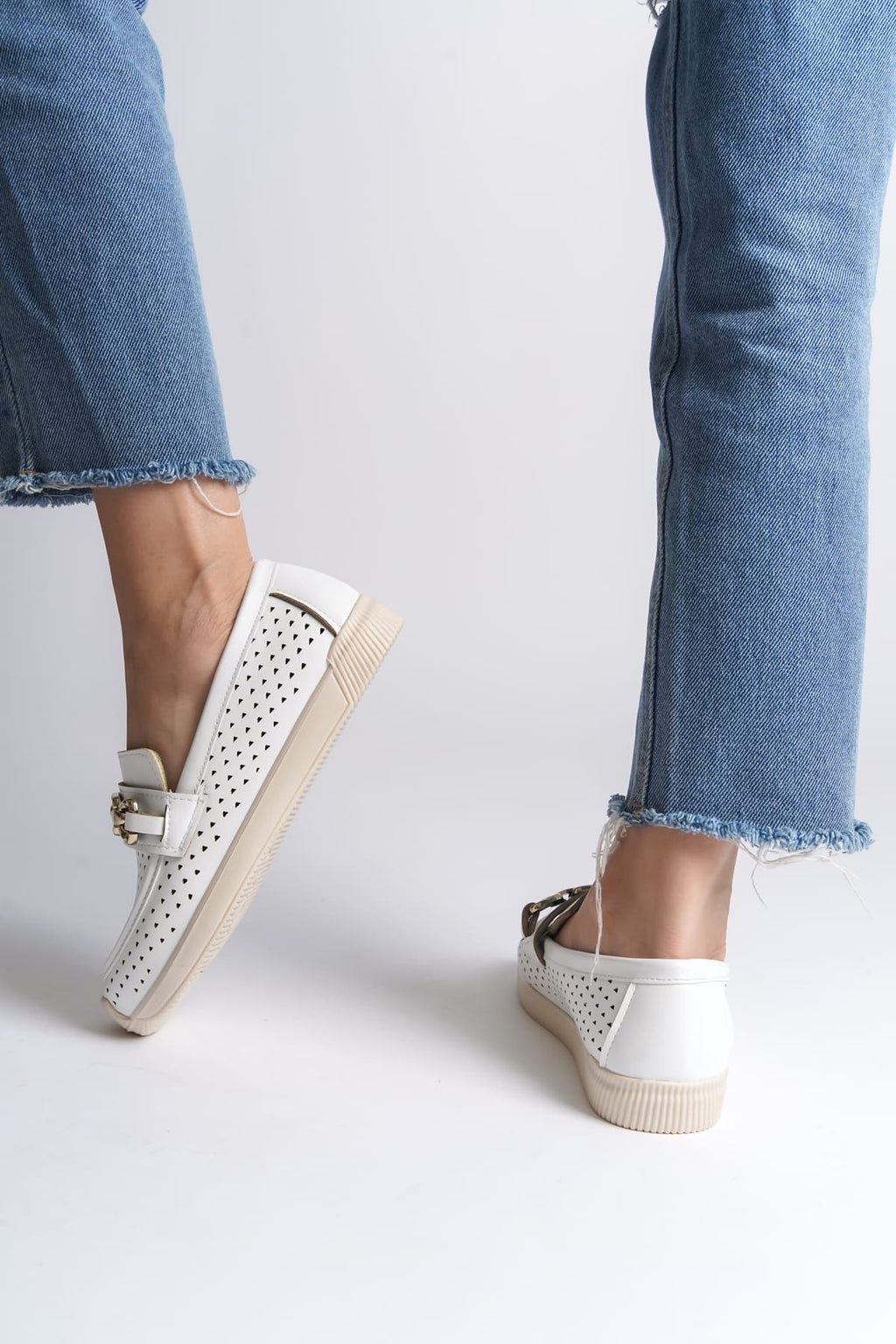 LAYLA Laceless Heart Patterned Women's Orthopedic Ballerina White