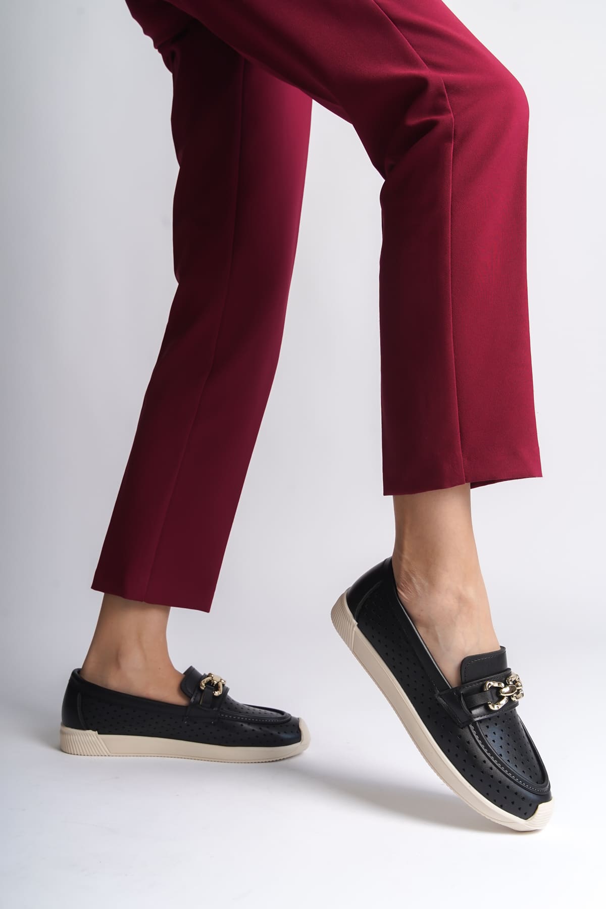 LAYLA Laceless Heart Patterned Women's Orthopedic Ballerina Black