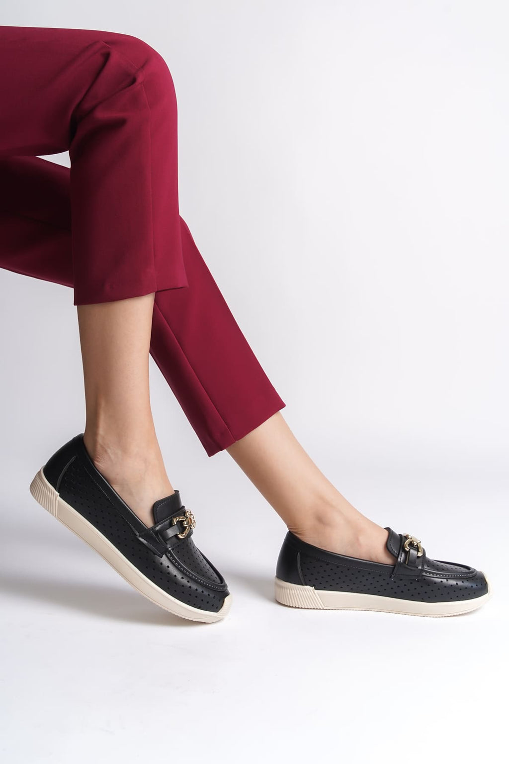 LAYLA Laceless Heart Patterned Women's Orthopedic Ballerina Black