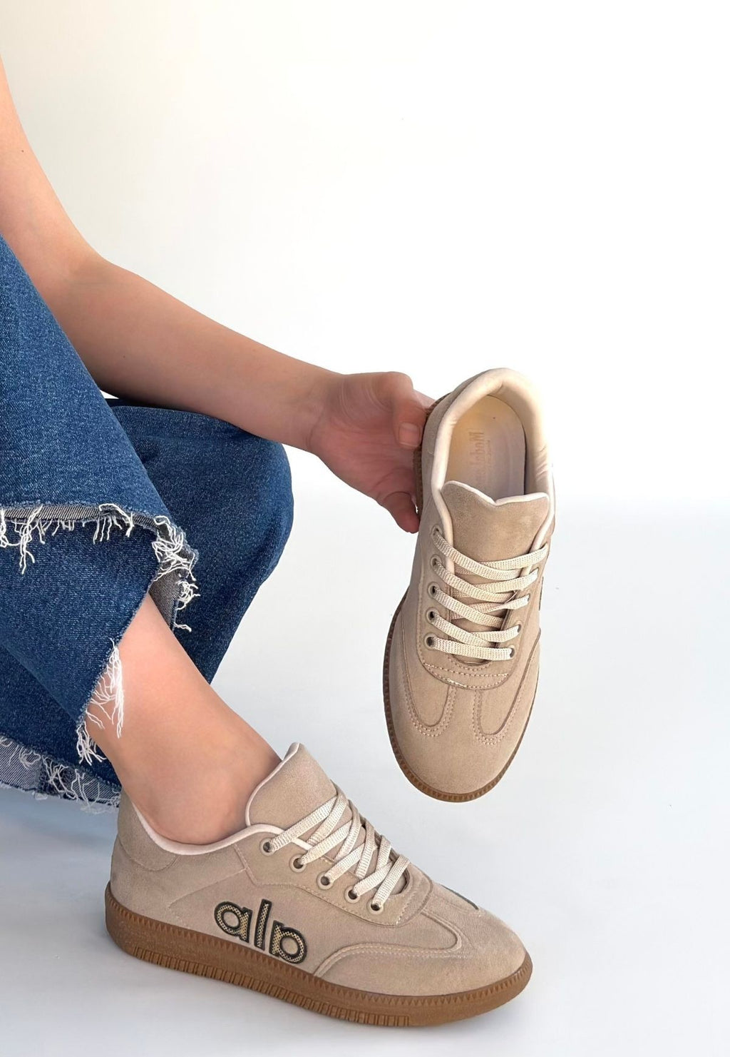 ZRNE-004 Premium Bej Süet Bağcıklı Kadın Sneaker