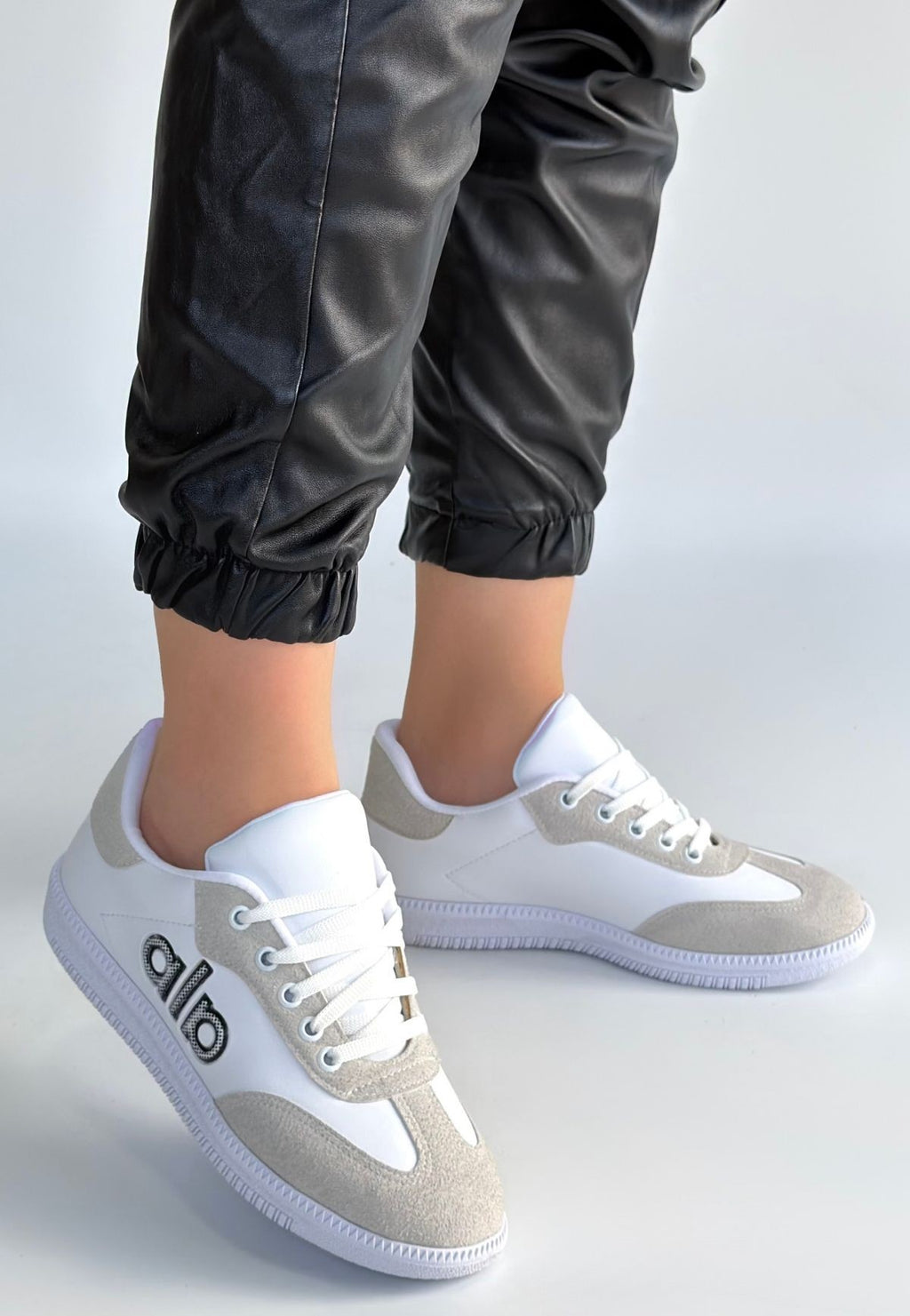 ZRNE-004 Premium Beyaz Bağcıklı Kadın Sneaker
